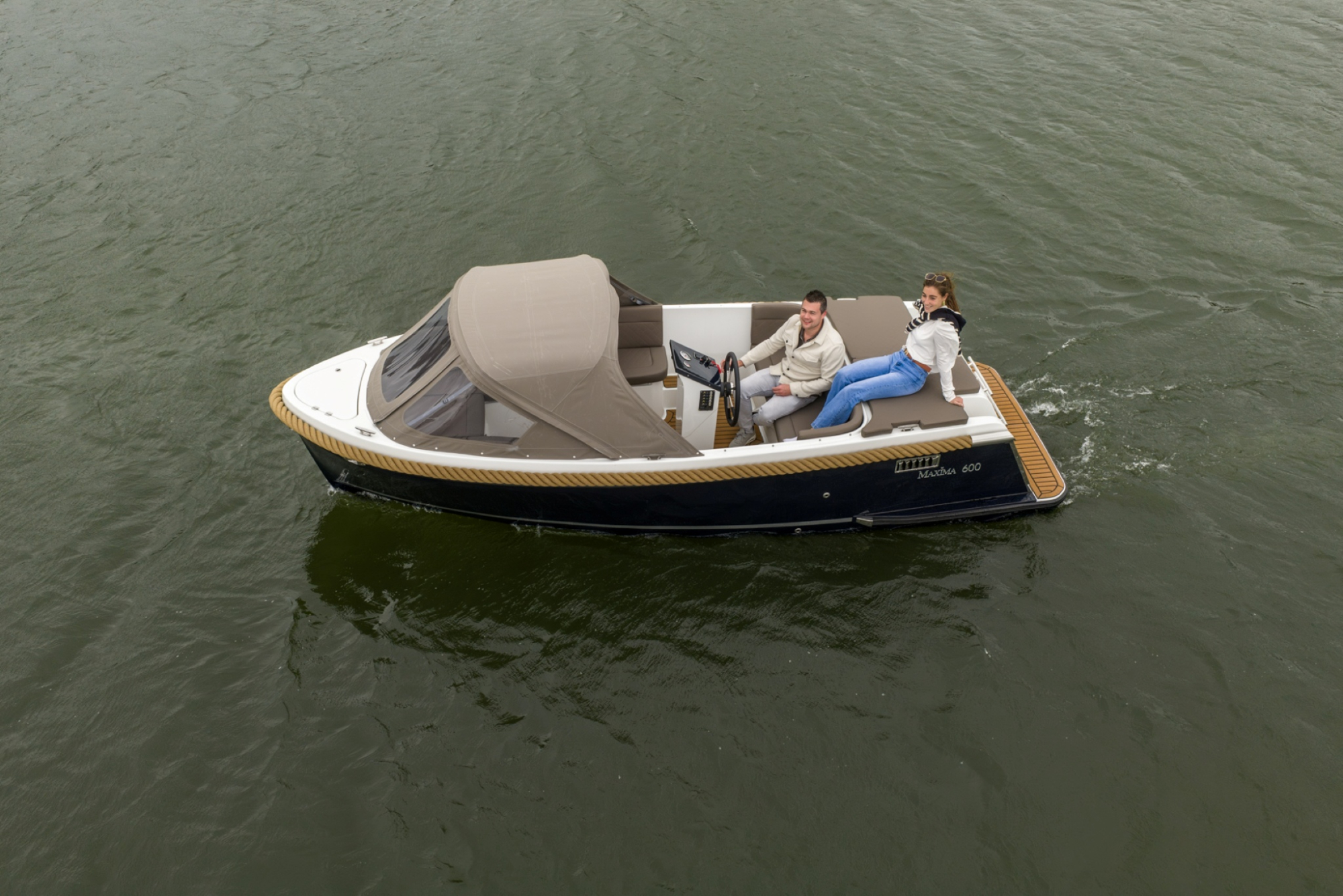 Maxima Boats 600