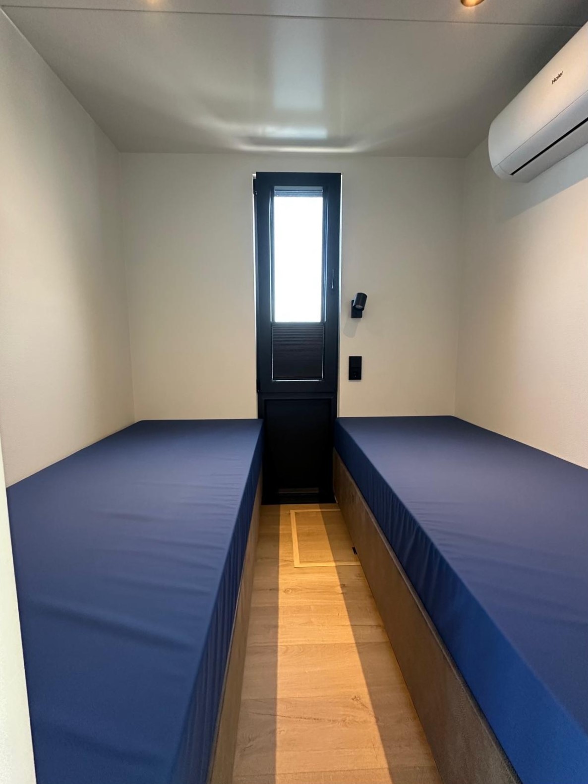 Havenlodge Castalia Houseboat Met Ligplaats