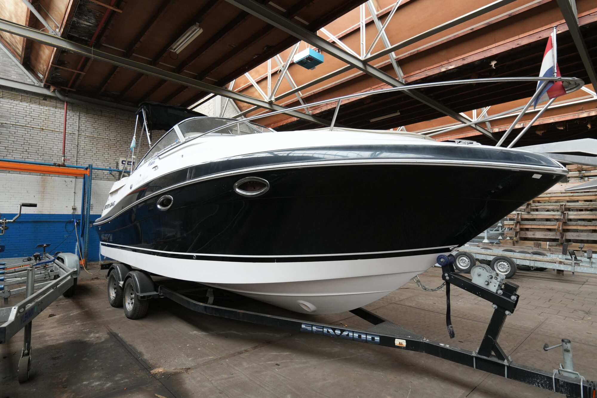 Four Winns 258 Vista