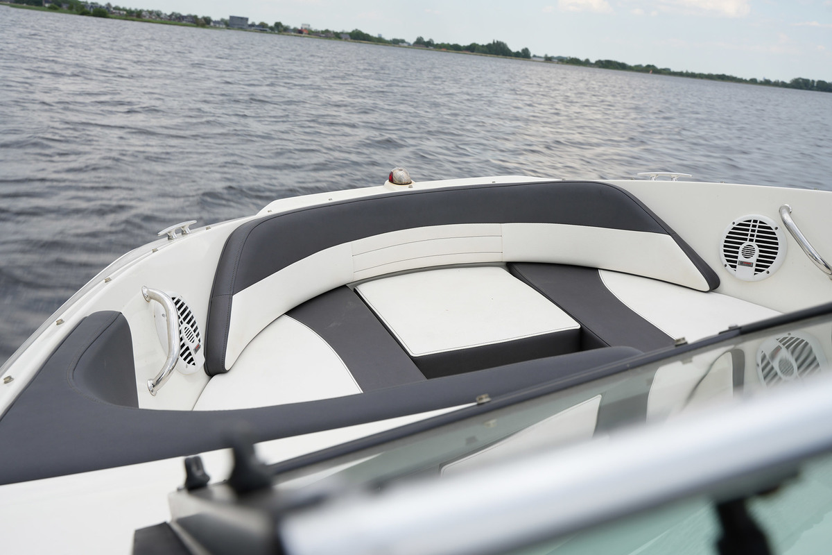 Sea Ray 19 SPX