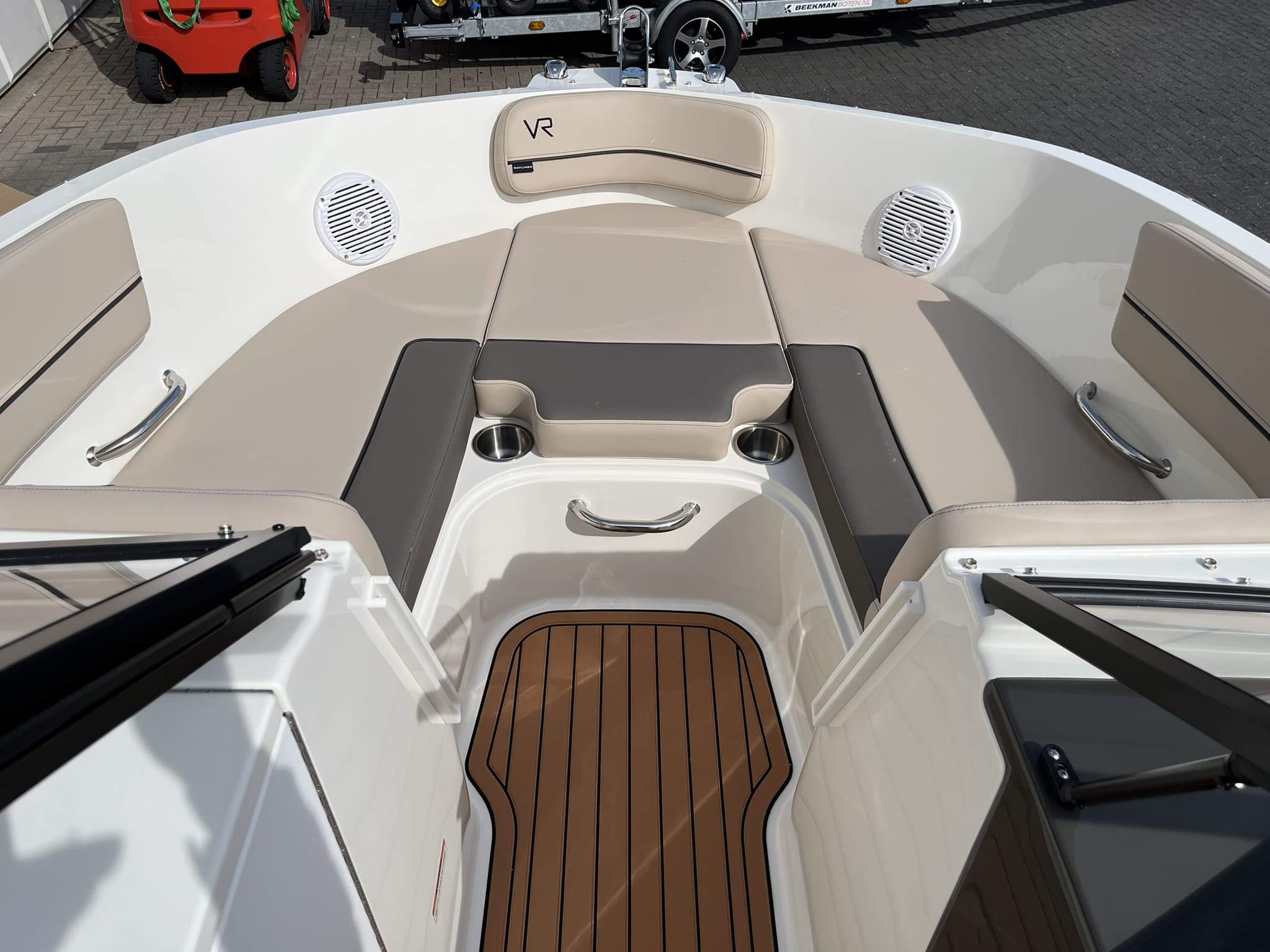 Bayliner VR6 Bowrider