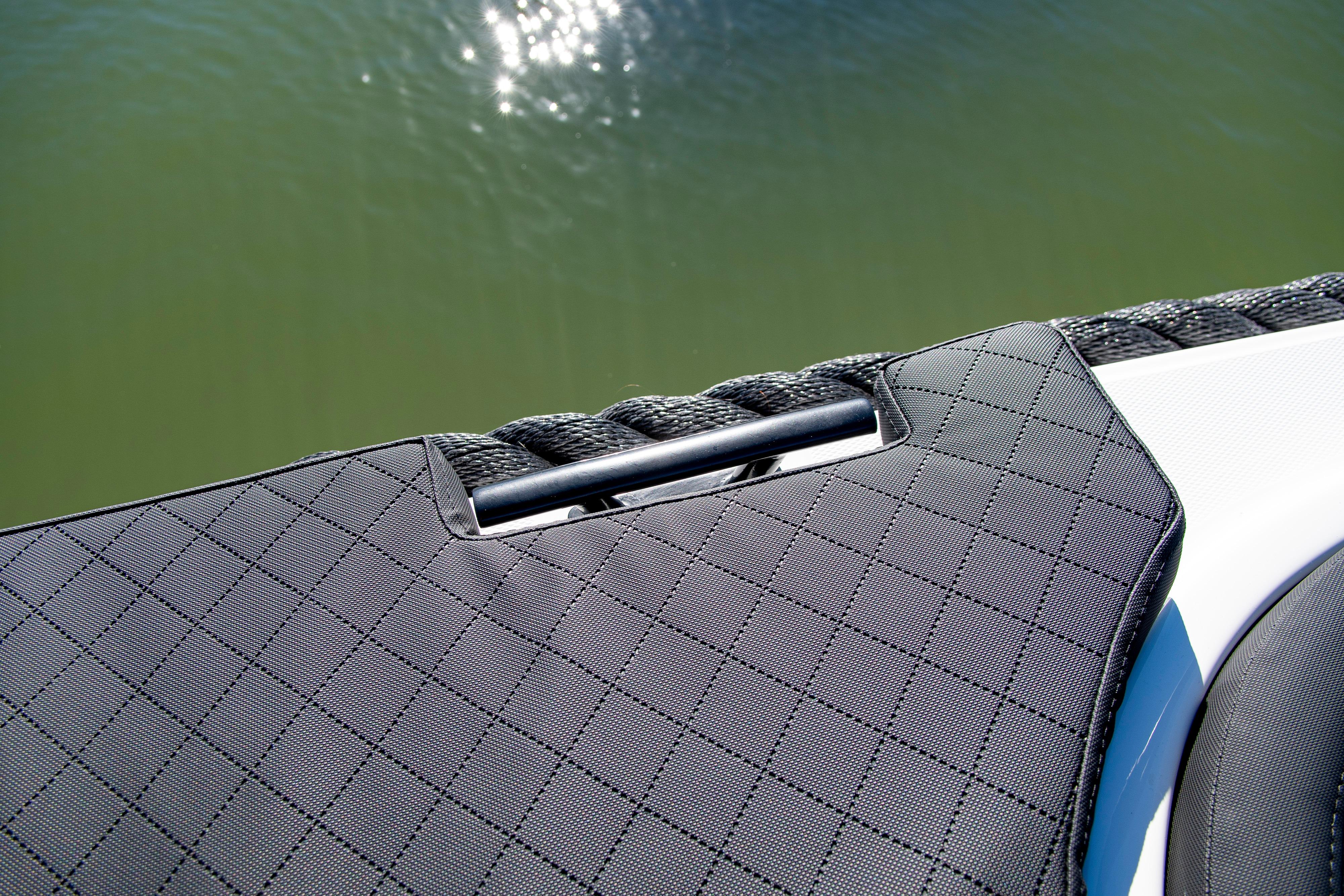 Lago Amore 633 Tender