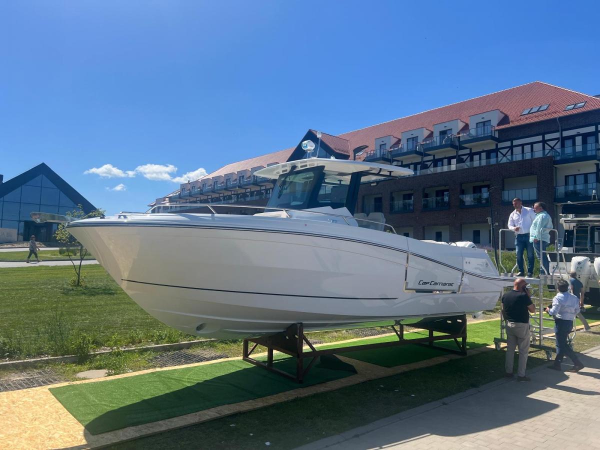 Jeanneau Cap Camarat 9.0CC S2 nieuw model! hoofdfoto: 1