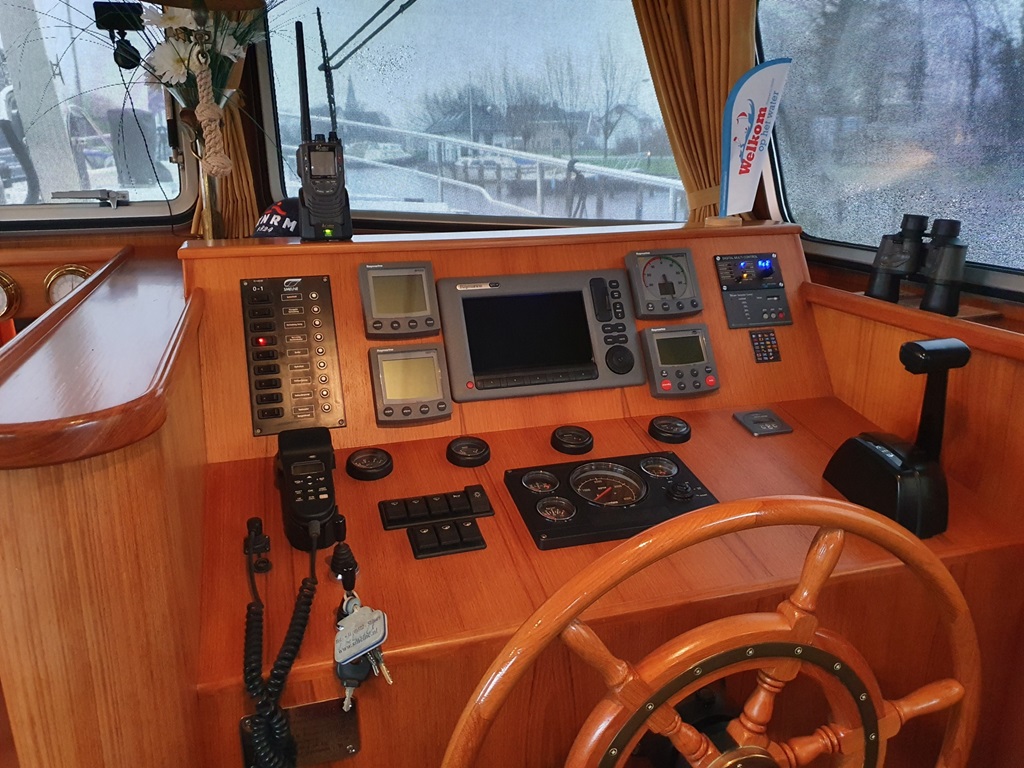 Smelne Salon Vlet 1485