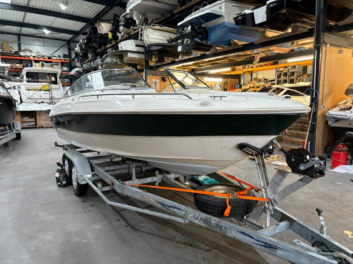 Monterey Montura 196 Bowrider