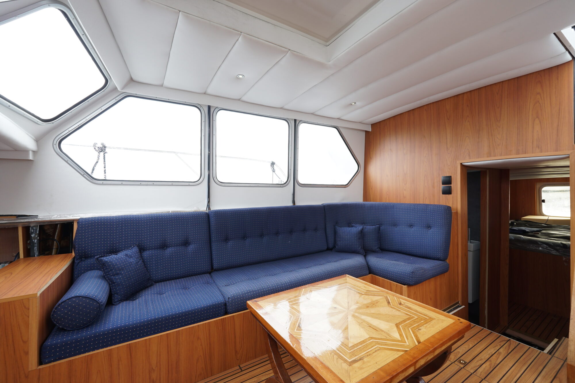 Valkkruiser 12.60 AK Cabrio