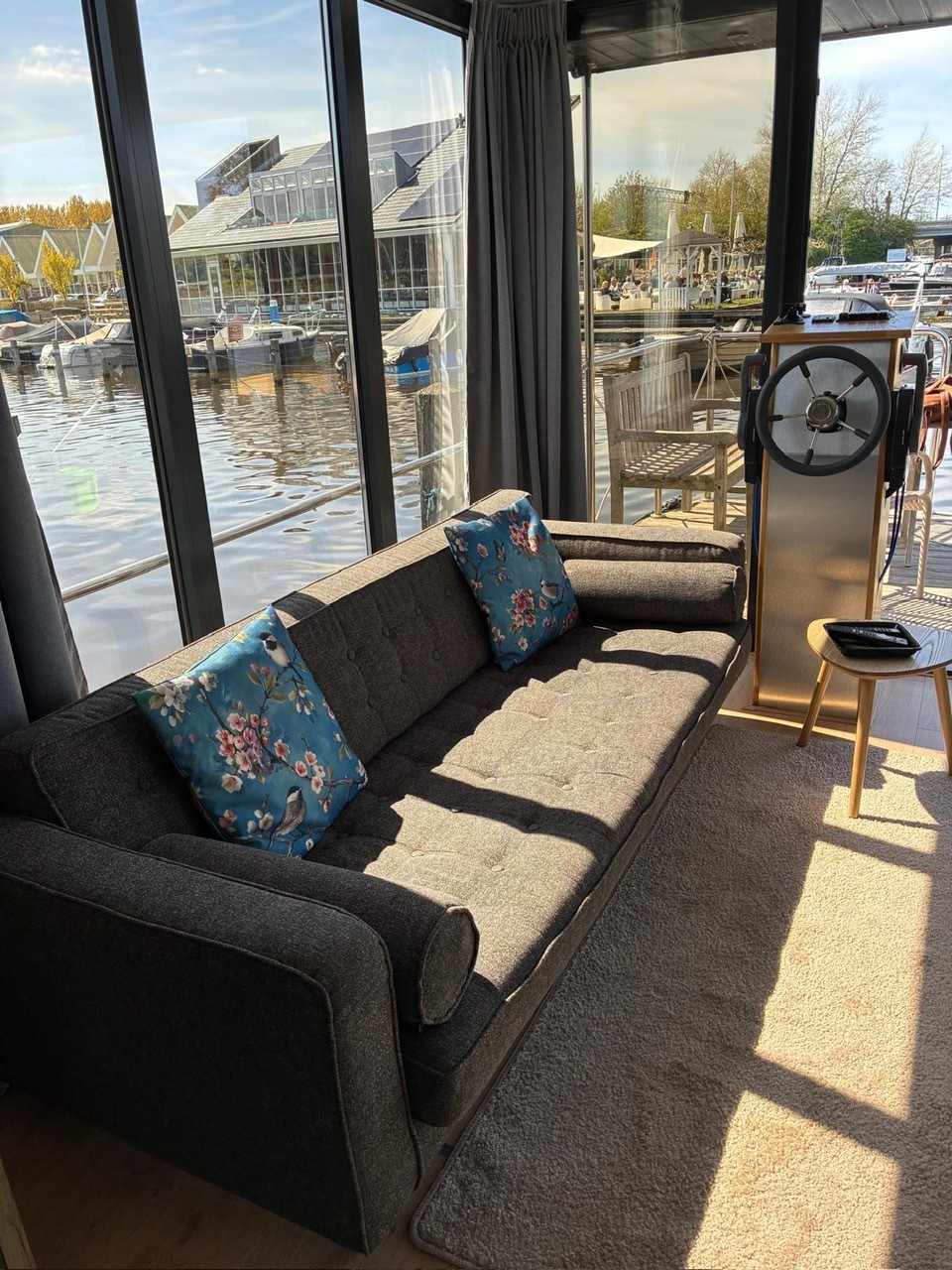 Campi 400, Met Ligplaats In Uitgeest
