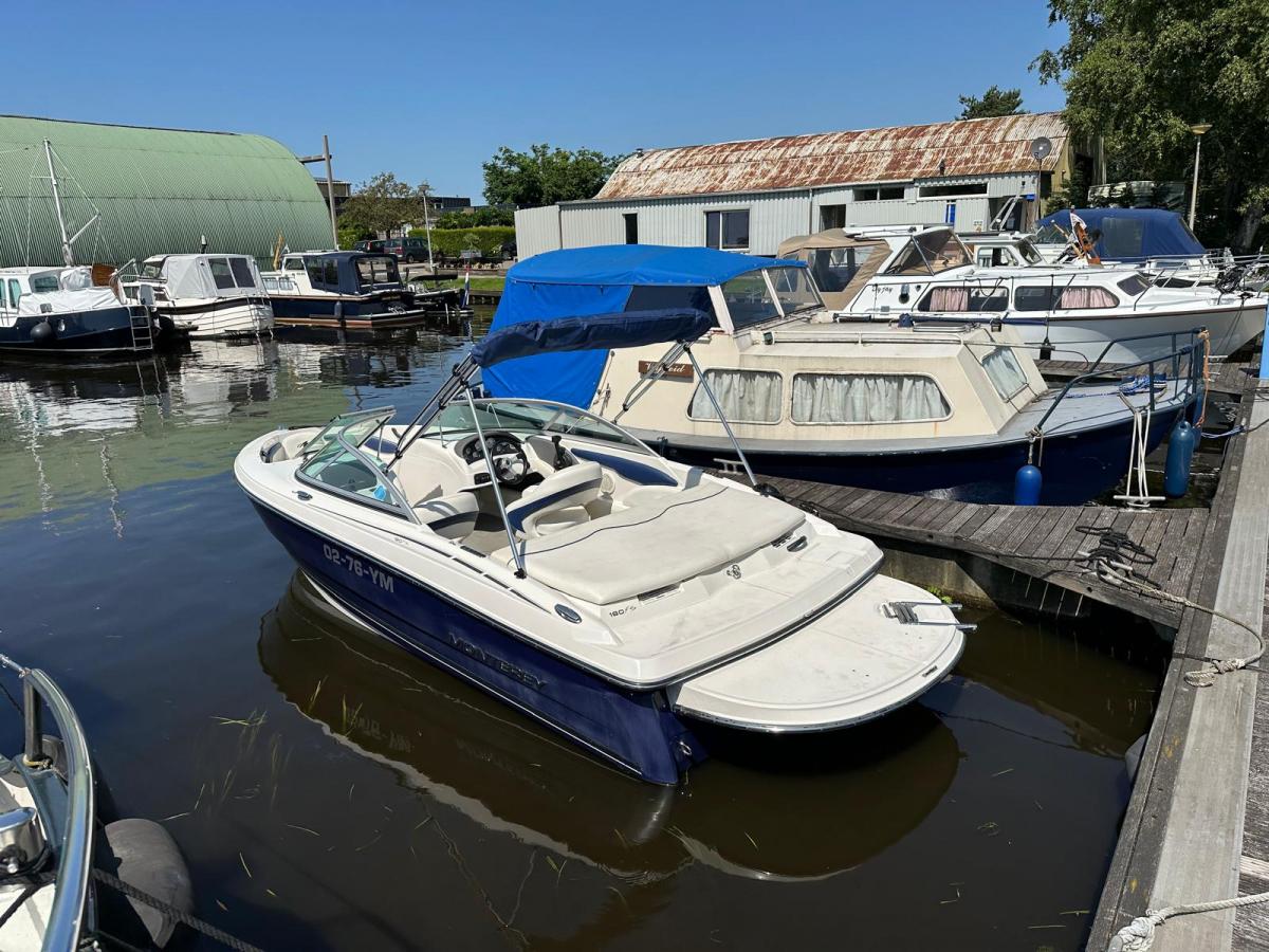 Monterey 180 FS Bowrider