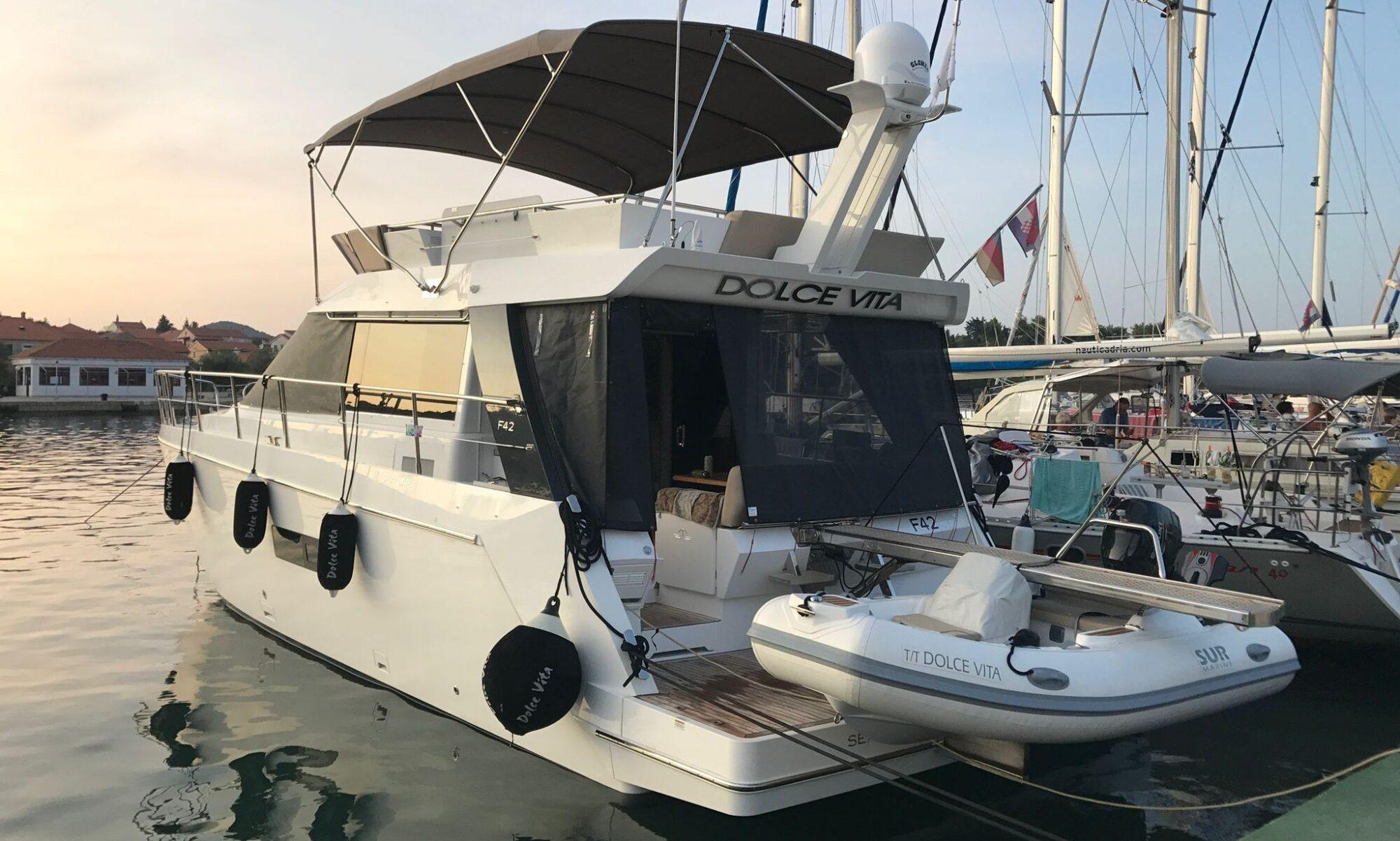 Sealine Sealine F 42 Flybridge