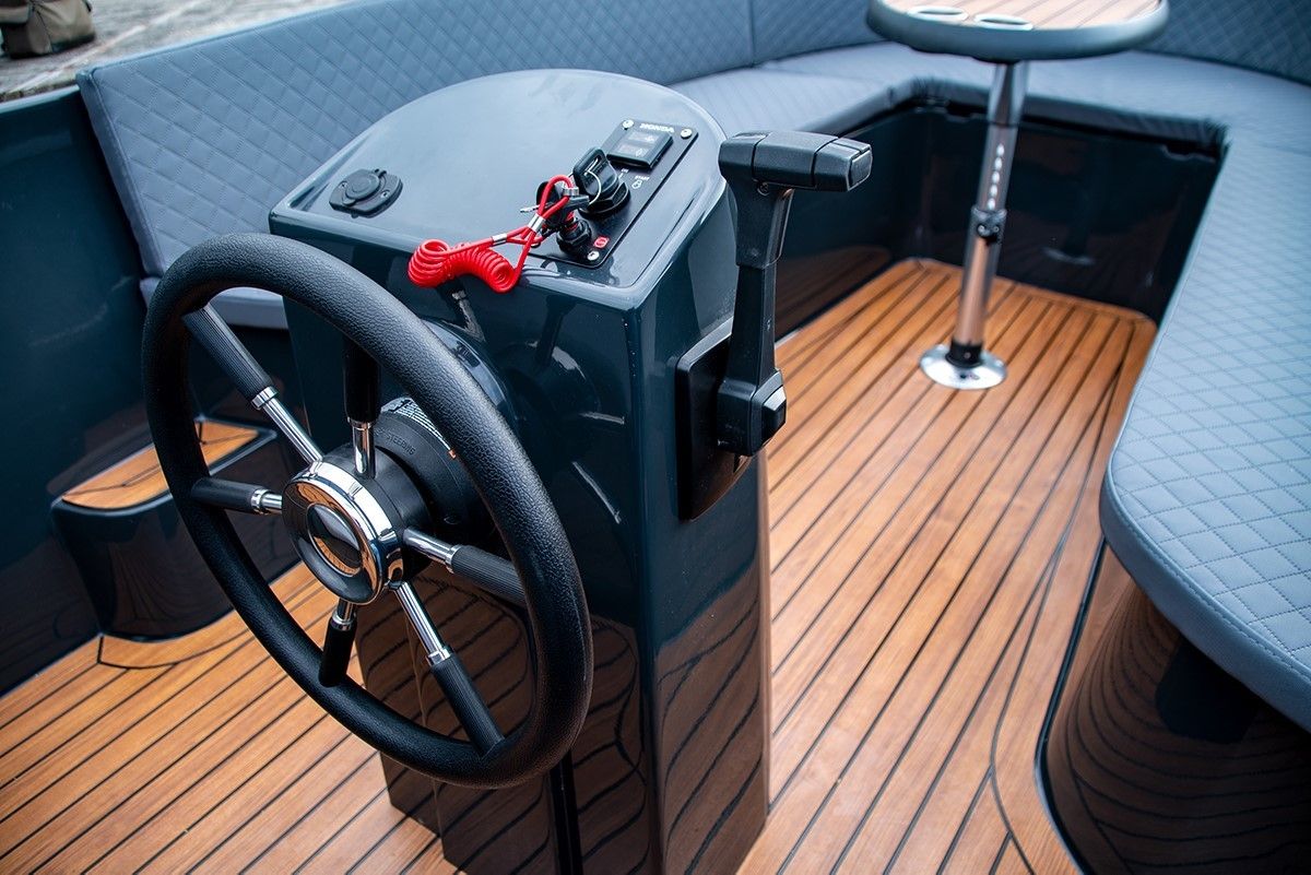 Reitdieper 570 Tender