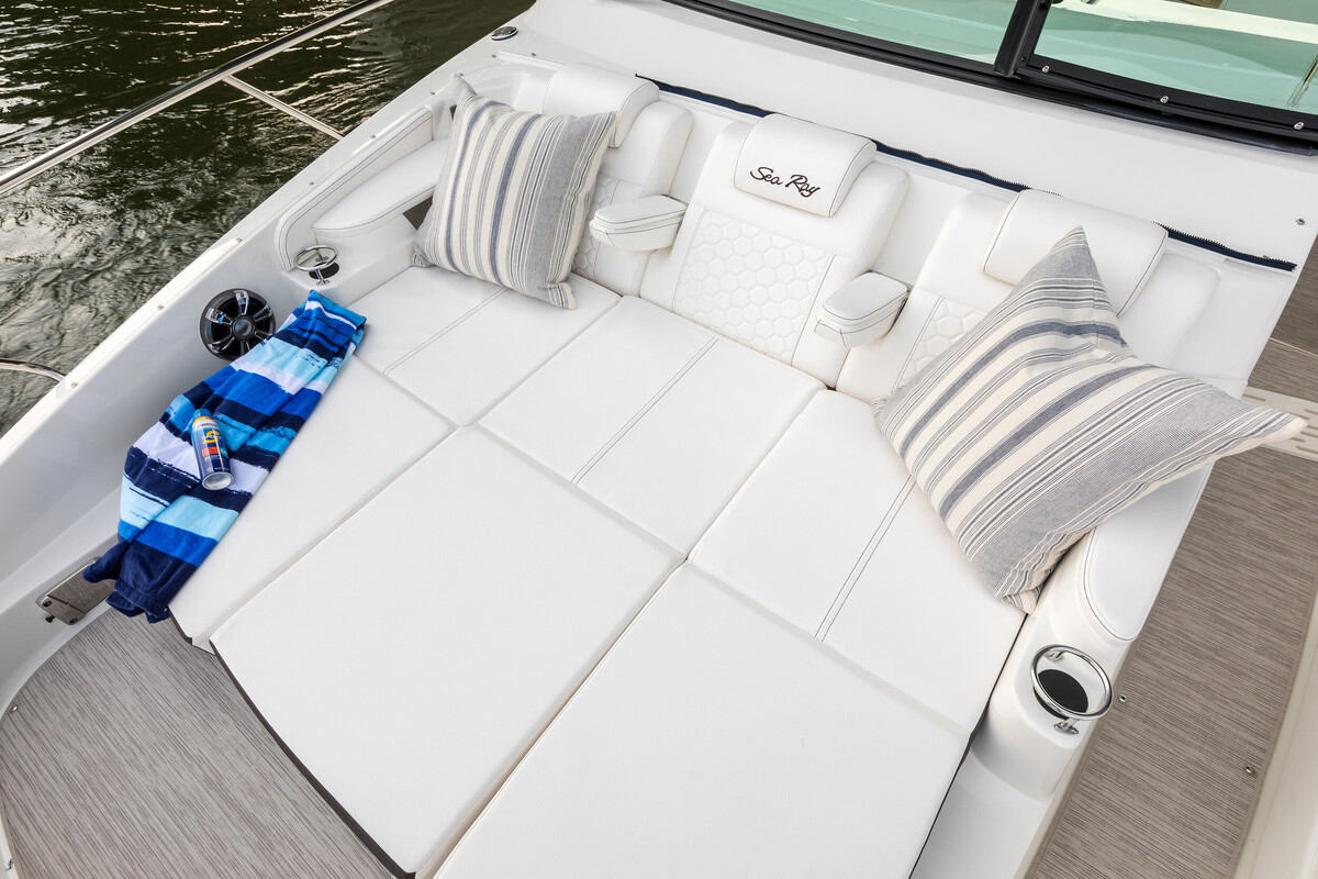 Sea Ray Sundancer 320 OB