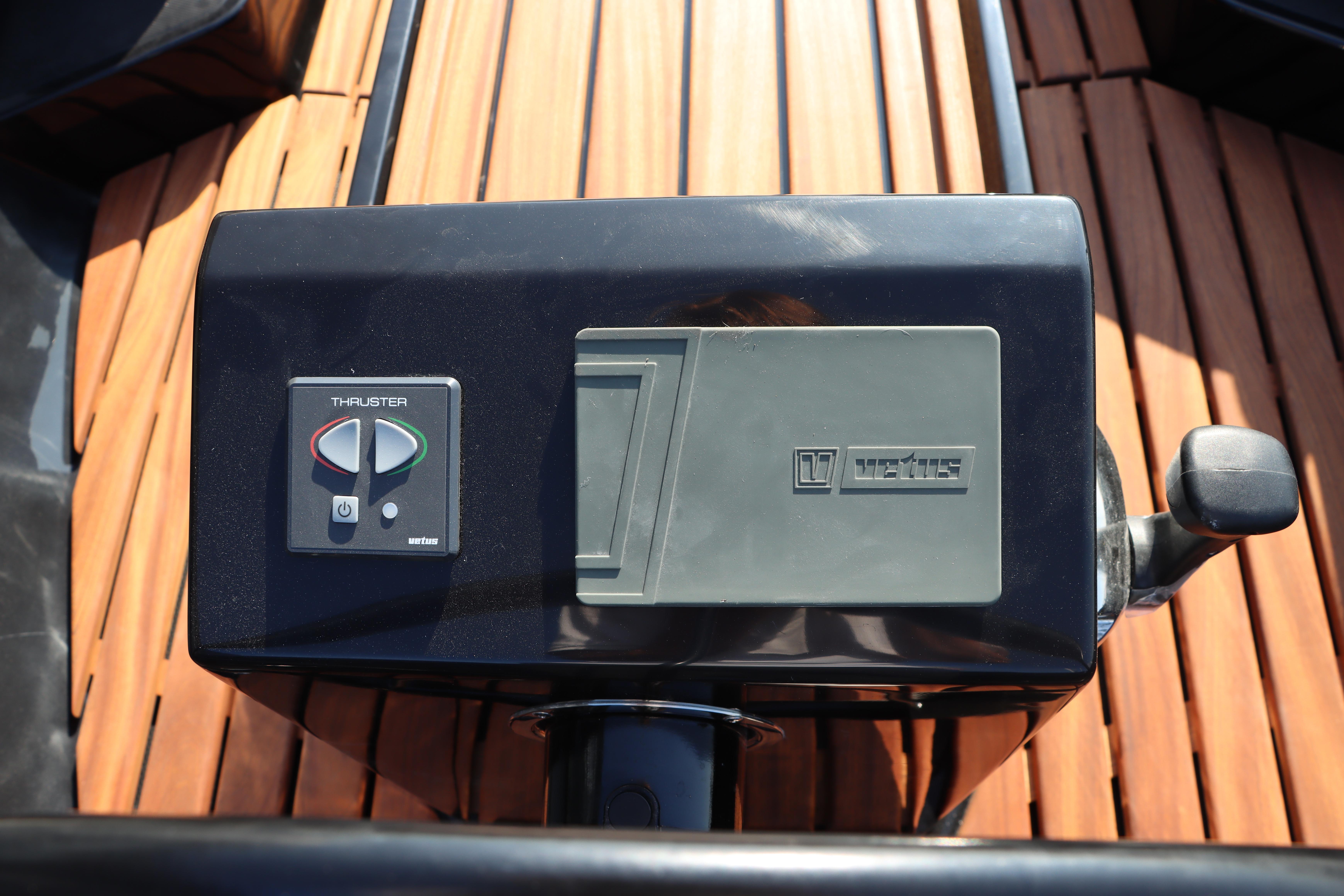 Stormer Lifeboat 75