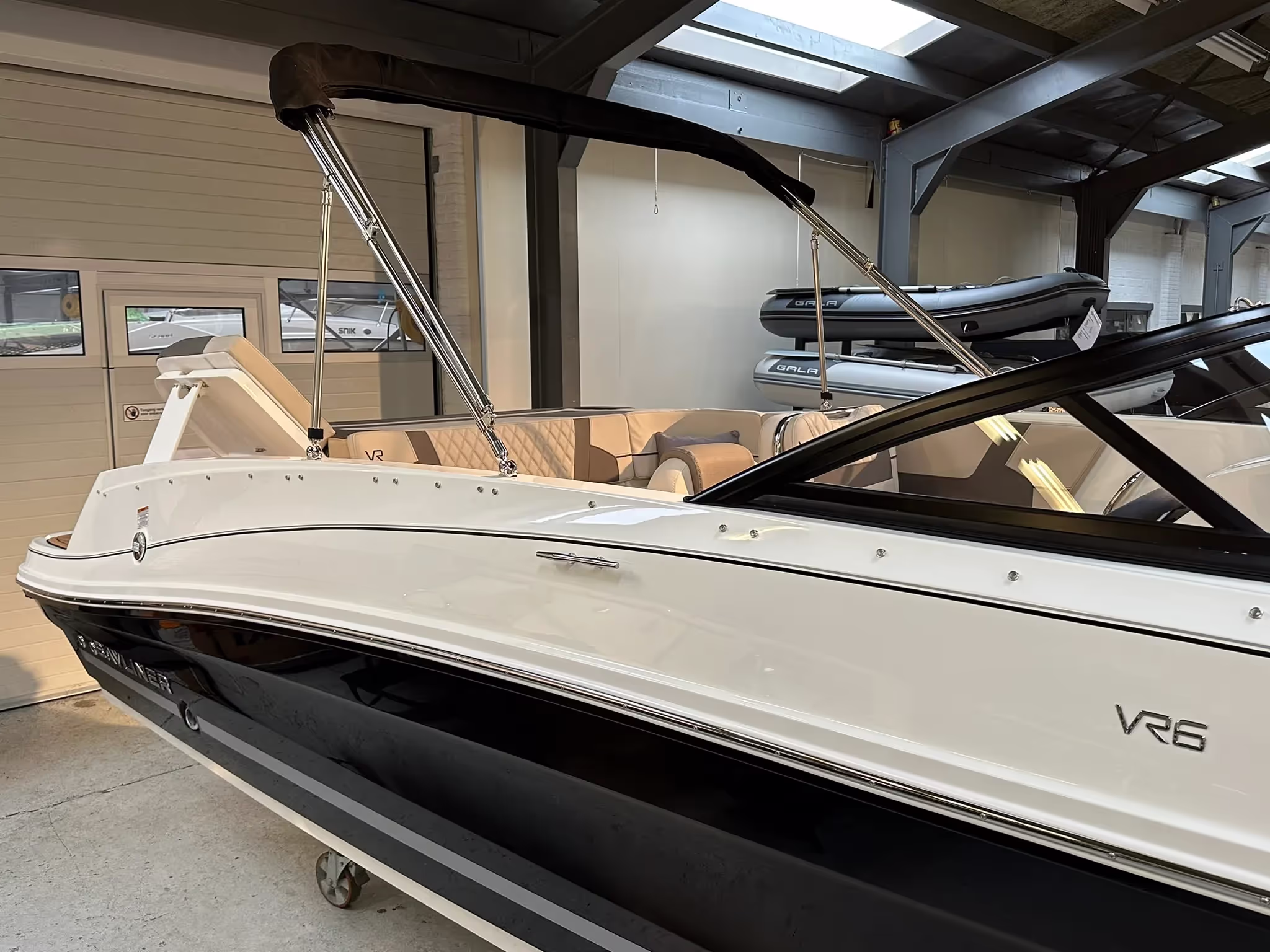 Bayliner VR6 Bowrider