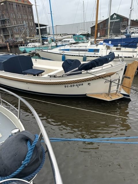 Jan Van Gent 10,35 Cabin