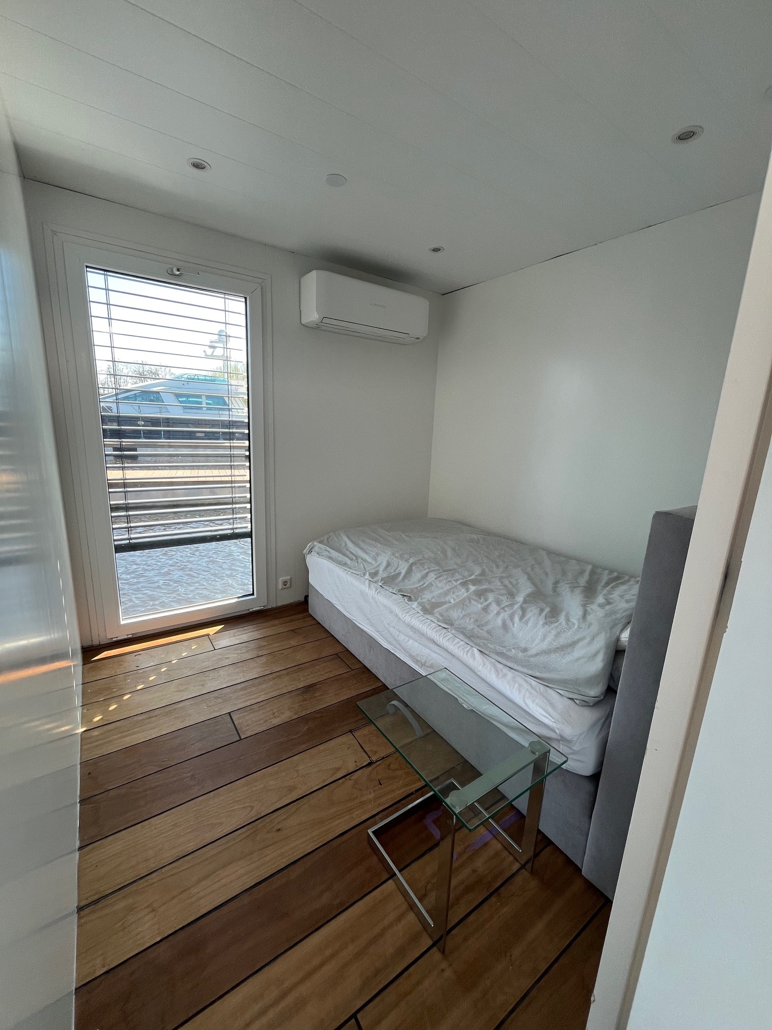 Dock 25 Houseboat 16 X 5 (met Ligplaats)