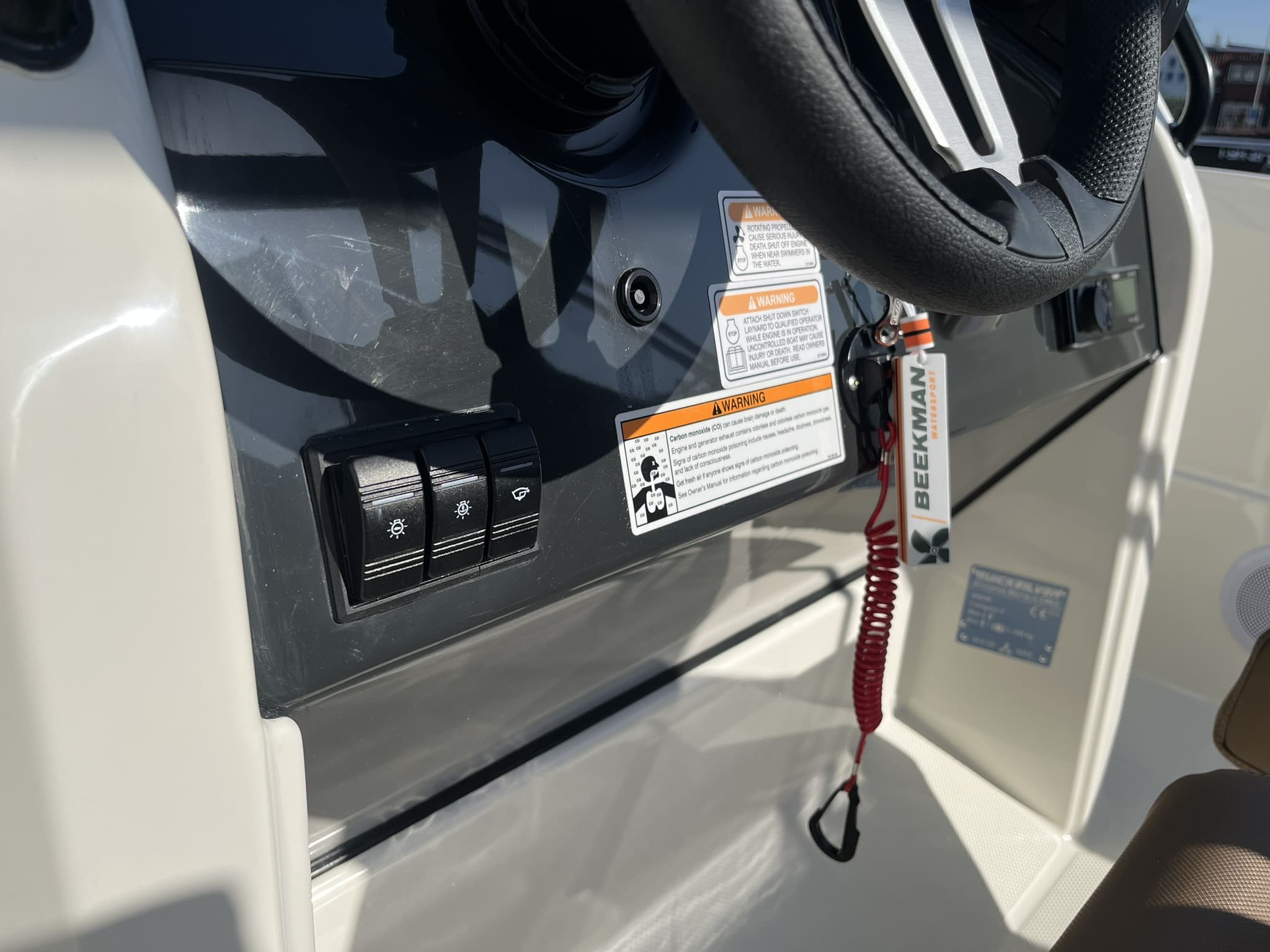 Quicksilver 555 Open