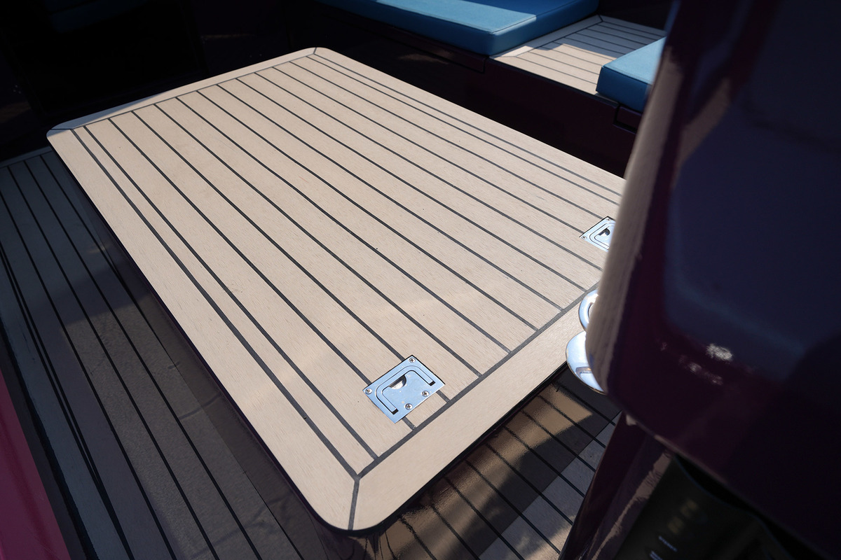 Waterman 8.0 Cabin