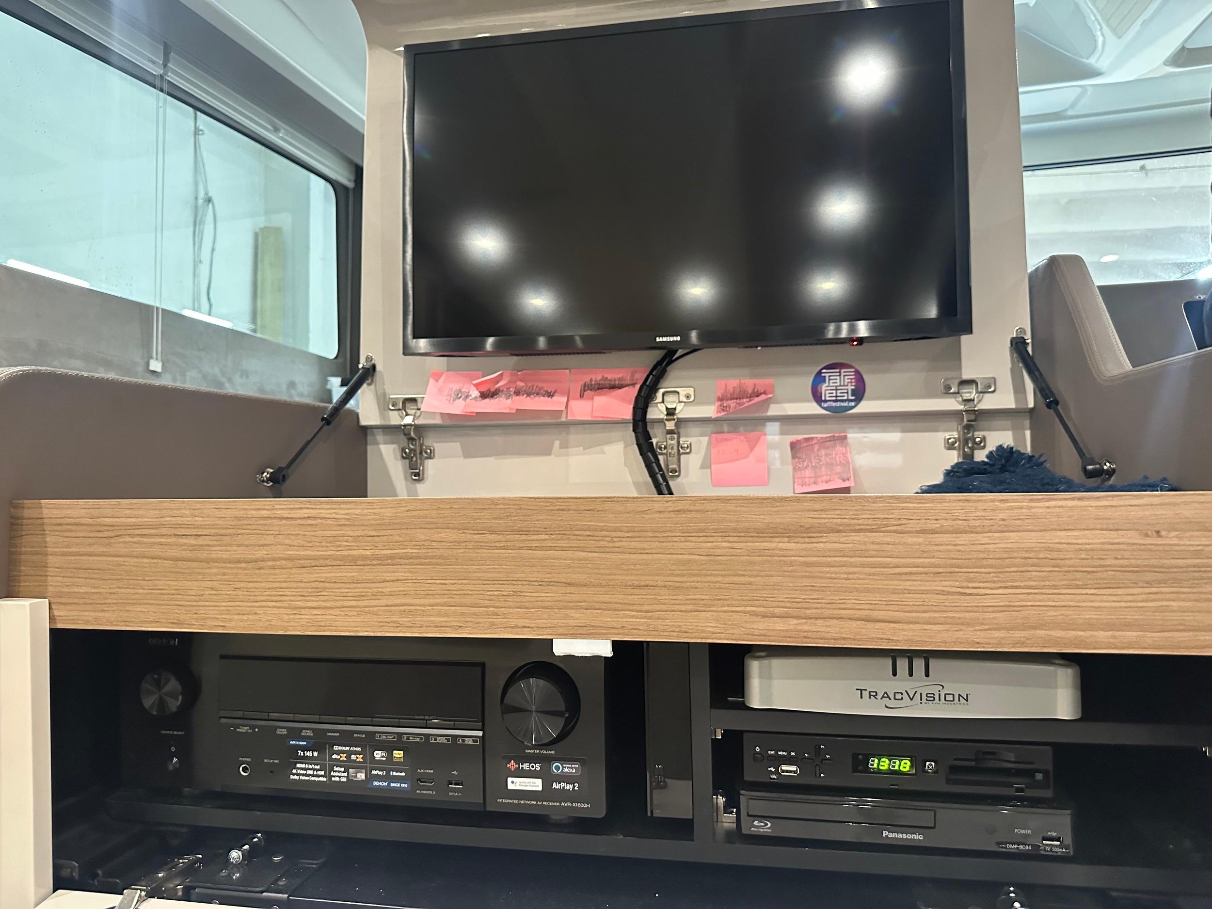 Cranchi T43 Eco Trawler Long Distance