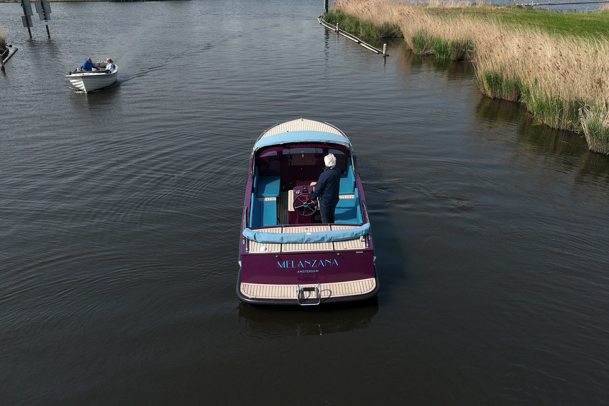 Waterman 8.0 Cabin
