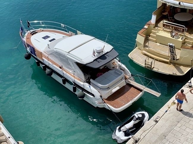 Bavaria 400 HT Sport hoofdfoto