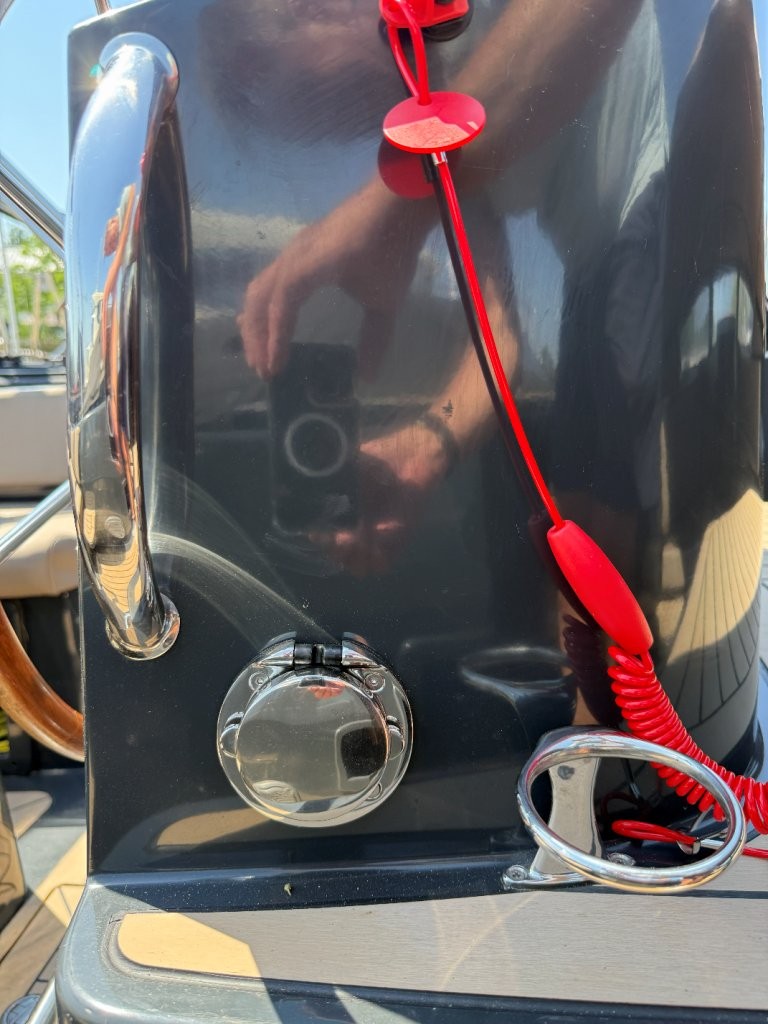 AdmiralsTender C28