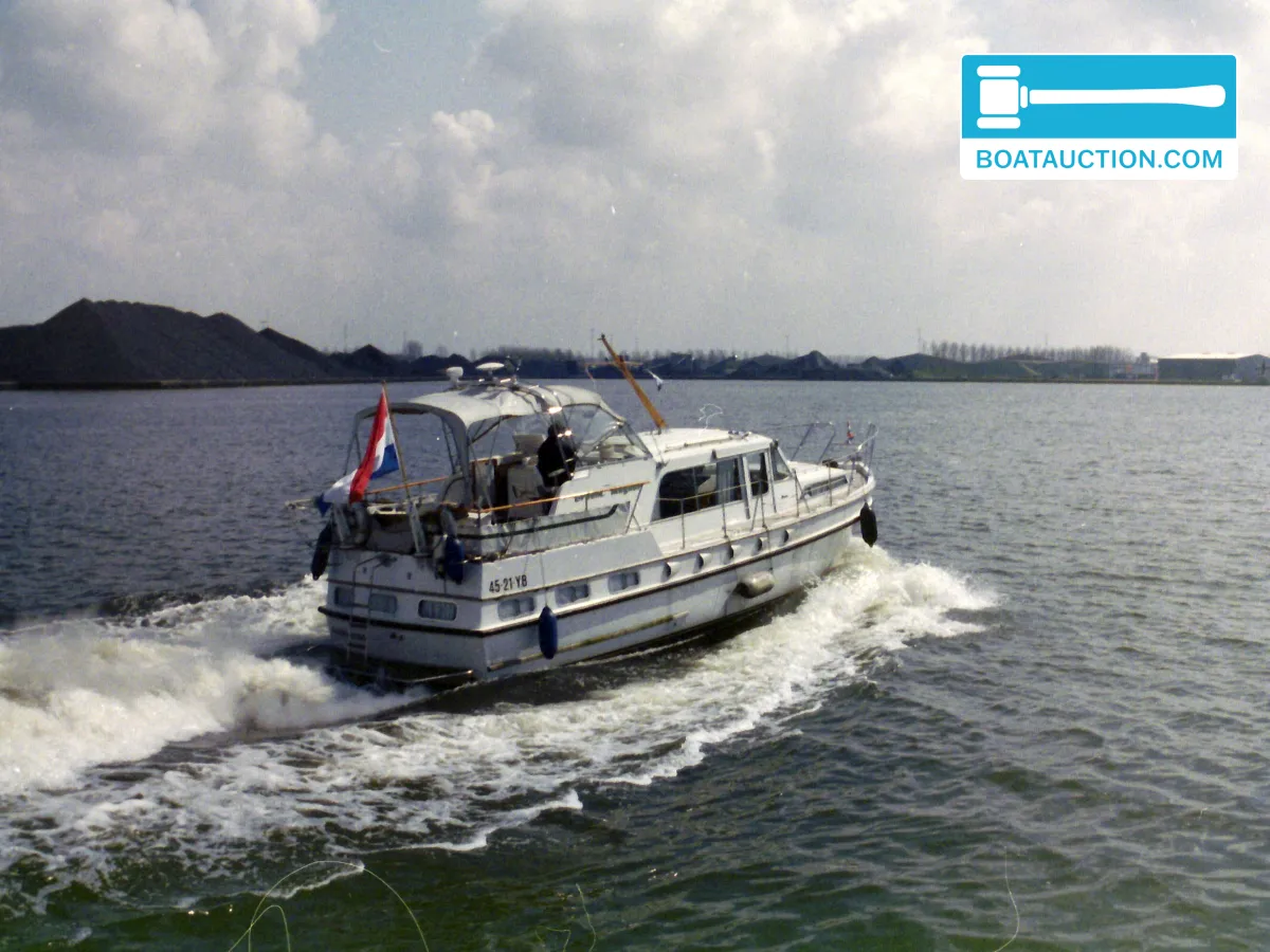 Broom 39 Continental