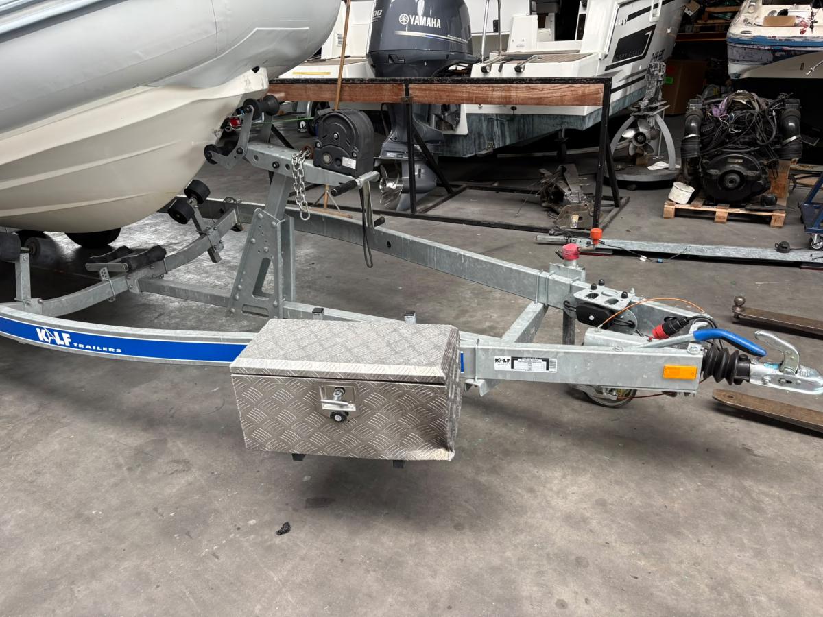 KALF 2000KG 6.86m x 2.10m