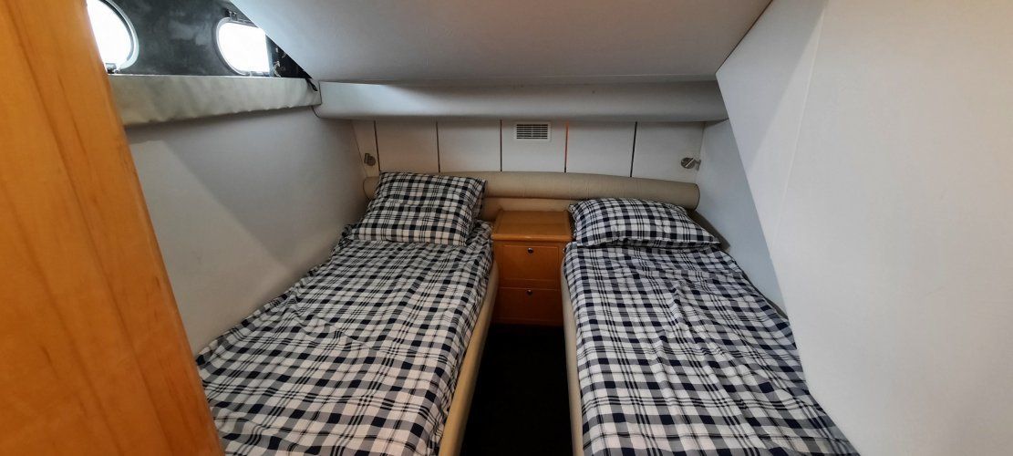 Fairline Squadron 59 Fly