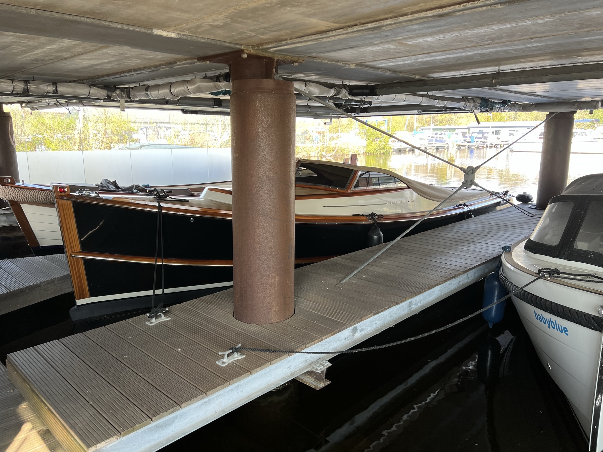 Brandaris Barkas 900 Cabin