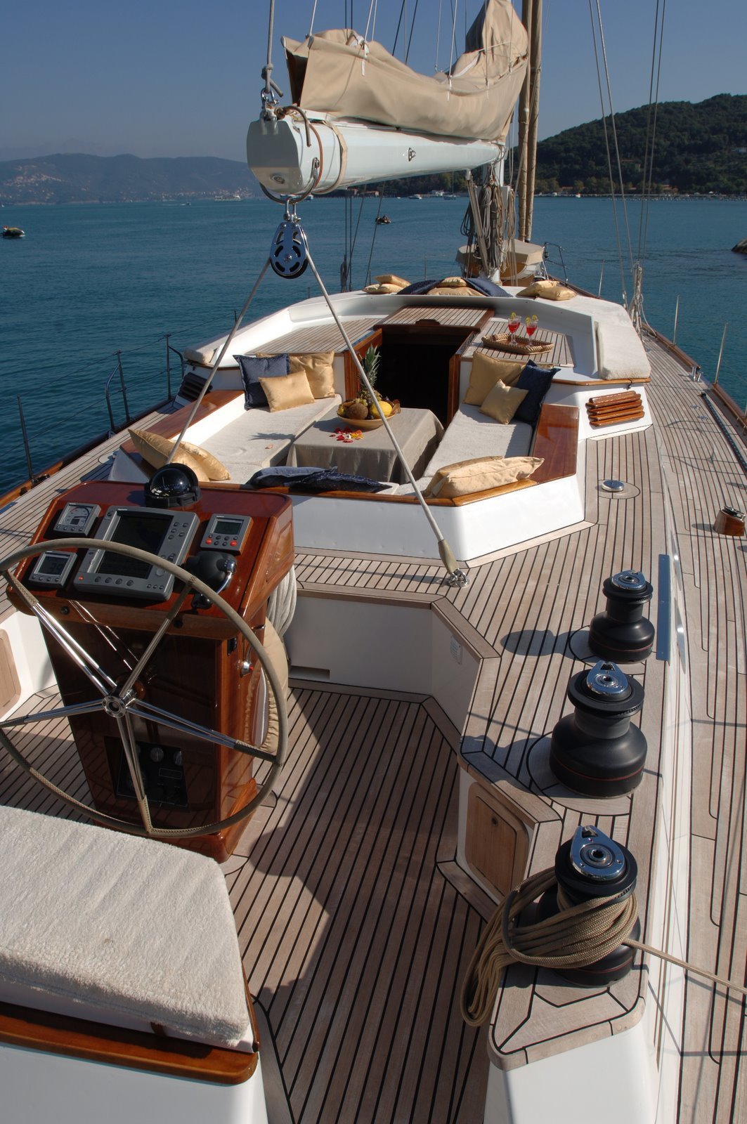 Lagoon Royal Classic 66