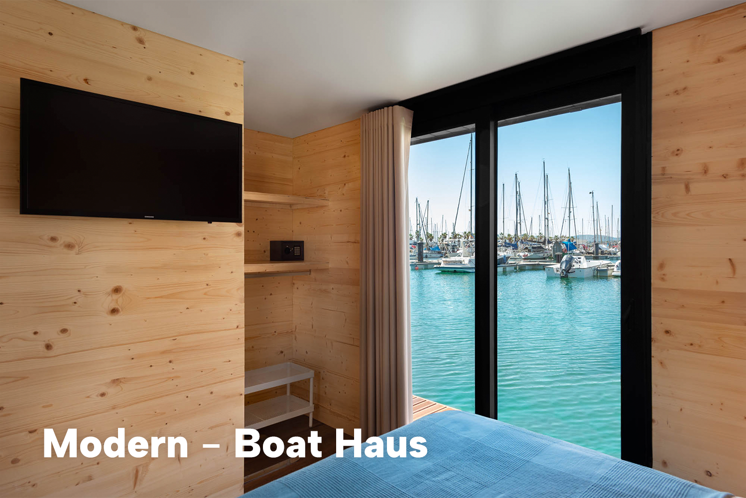 Boat Haus Mediterranean 8X4 MODERN Houseboat