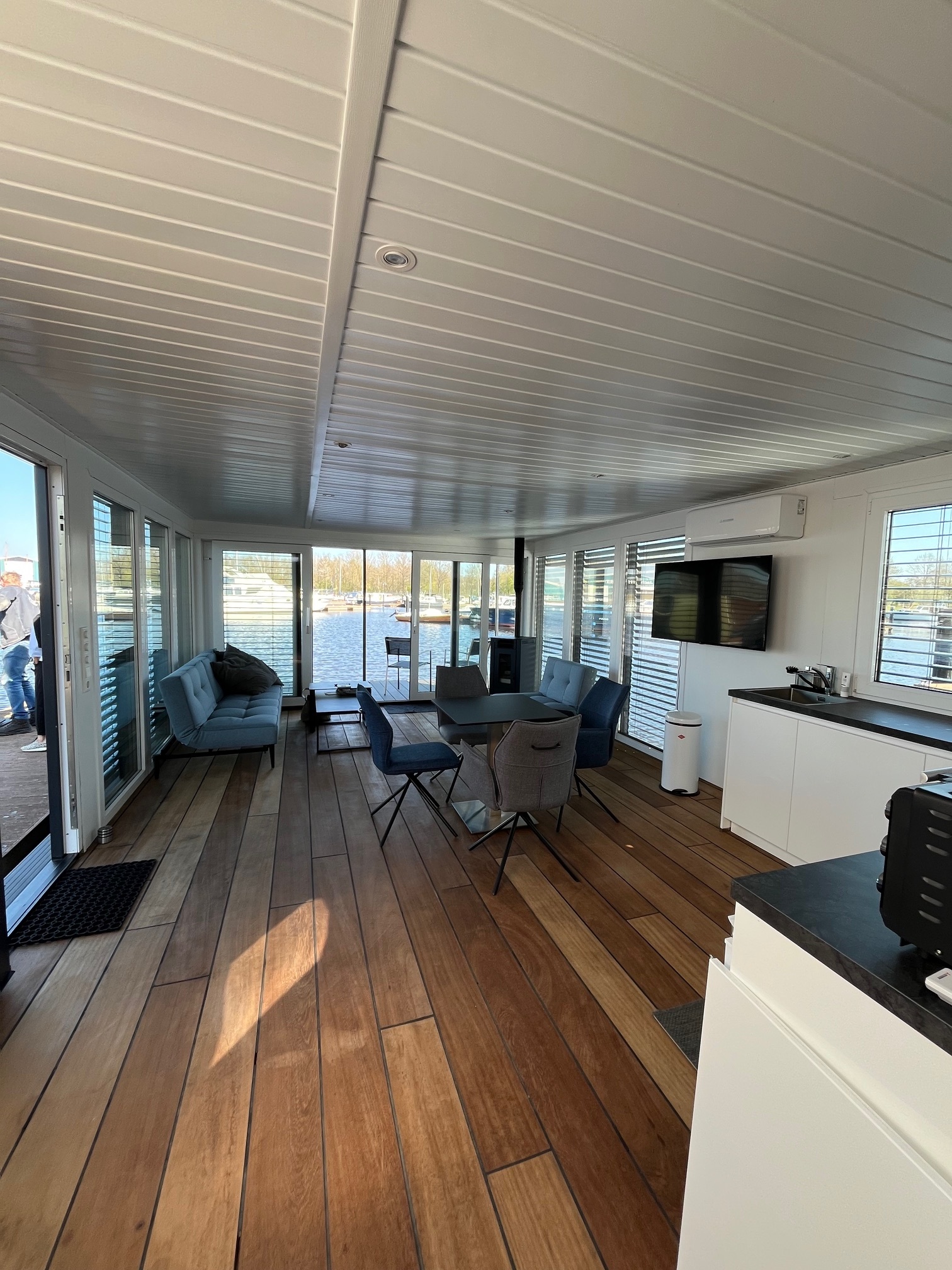 Dock 25 Houseboat 16 X 5 (met Ligplaats)