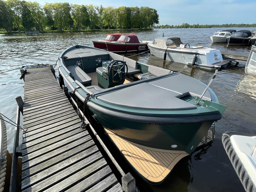 Steelfish 670 vaarklaar 60pk Honda