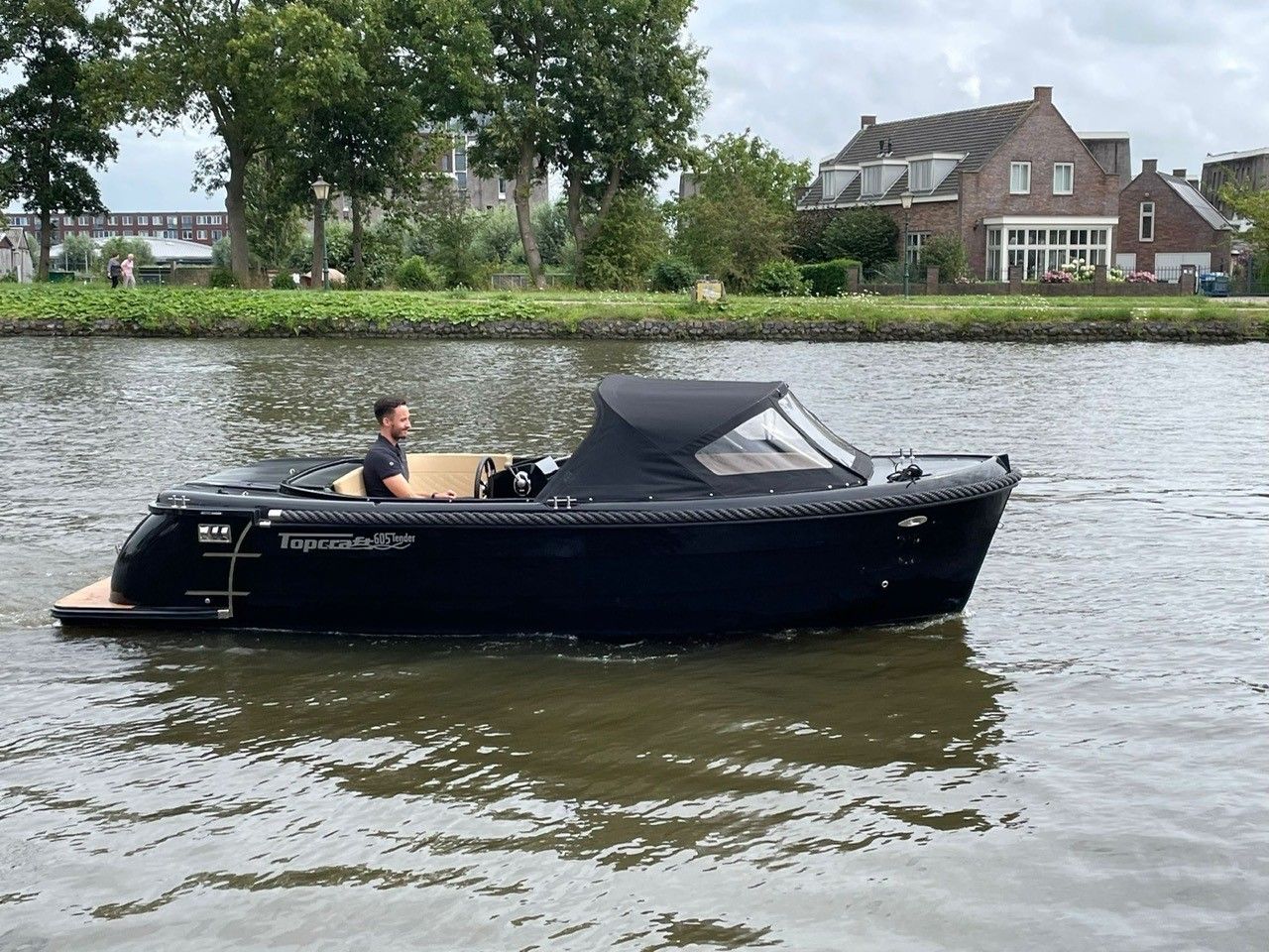 Topcraft 605 Tender