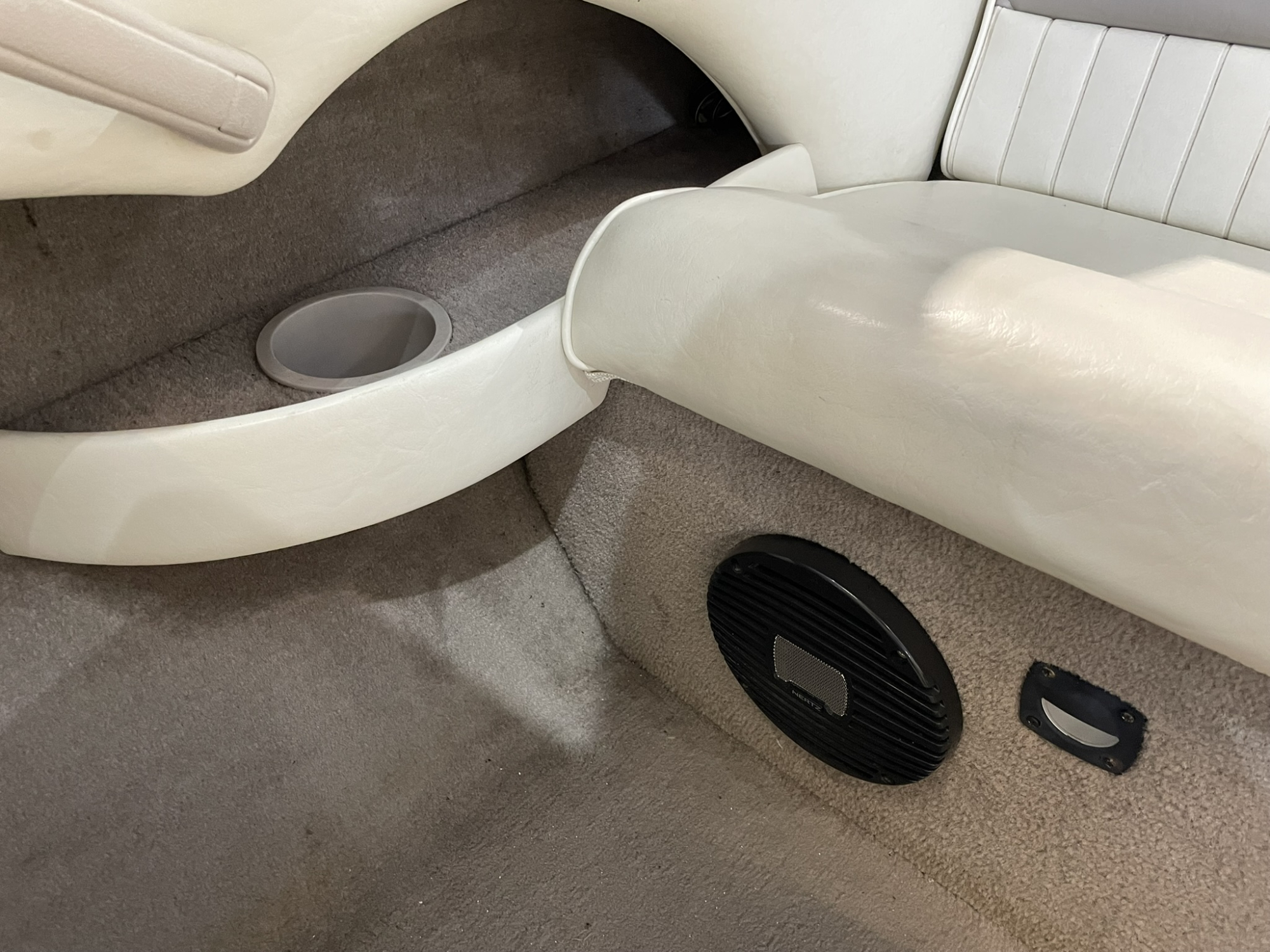 Stingray 185 LX met 130 pk MerCruiser