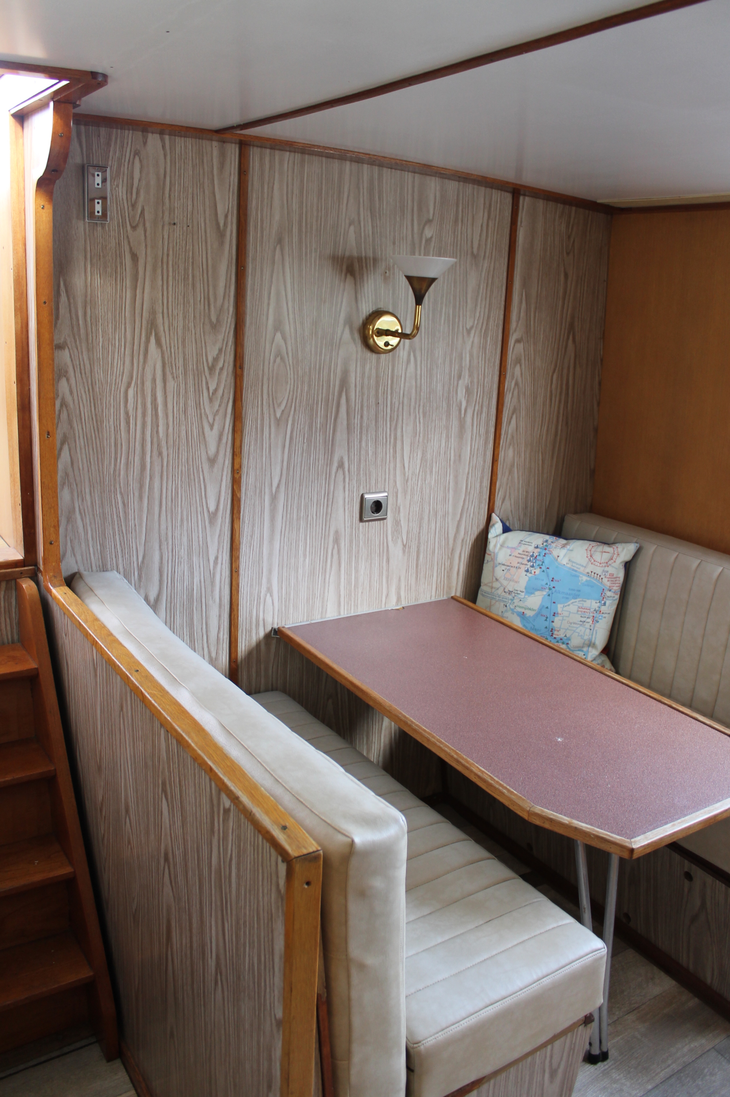 Tjalk Varend Woonschip 19.99