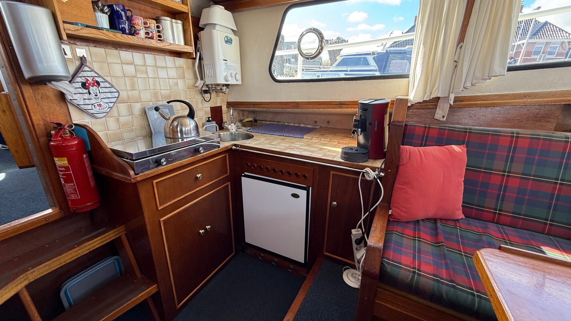 Amulet Vlet 10.00 OK AK