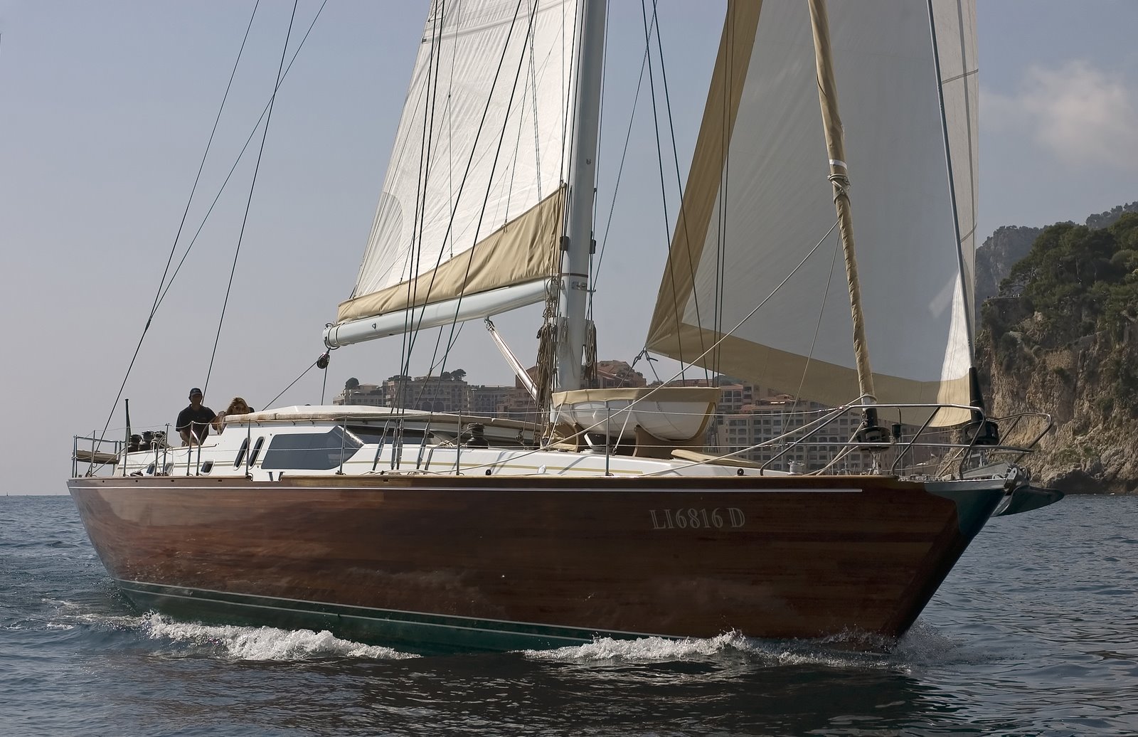 Lagoon Royal Classic 66