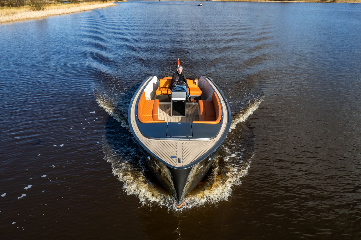 Van Baerdt E800 Tender