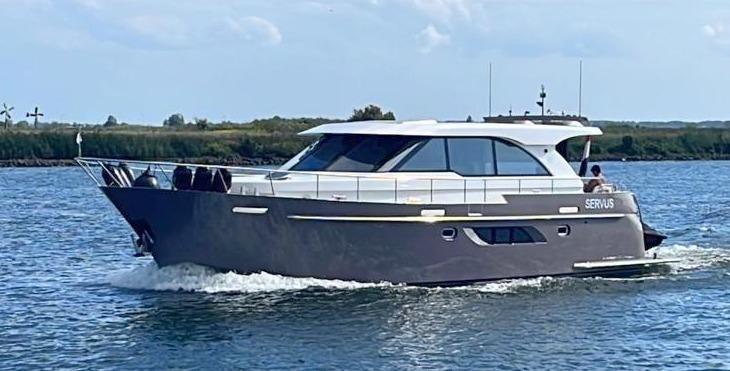 Van den Hoven Van den Hoven Executive 15.00 MK II