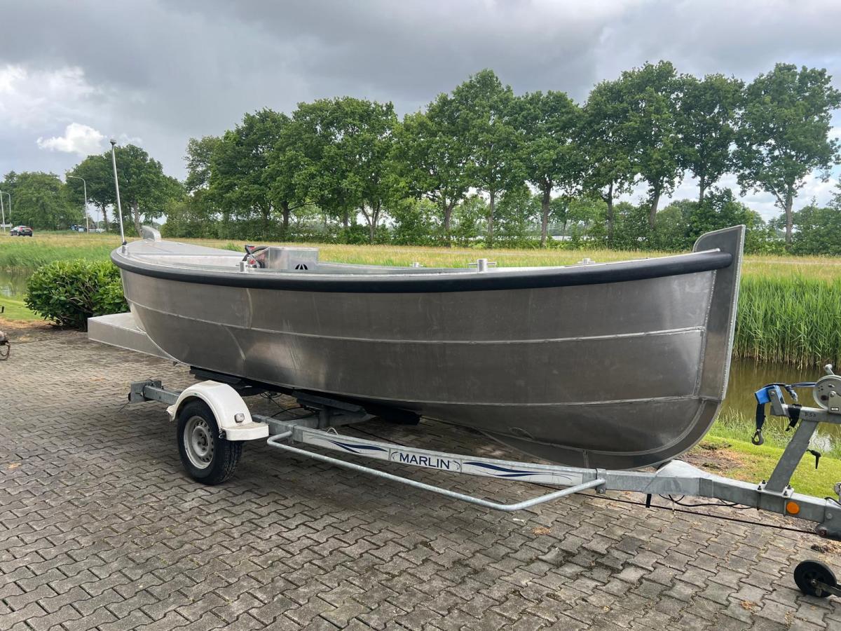 Aluship Sloep 600