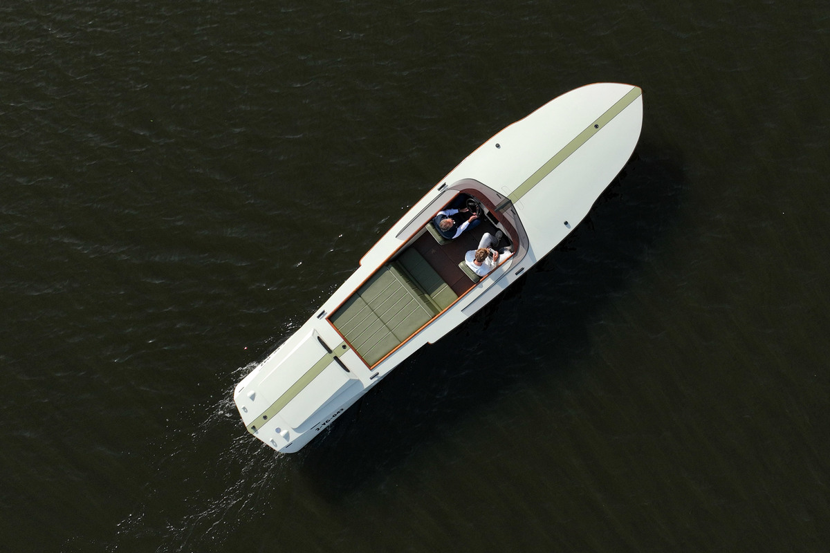 Volga Draagvleugelboot