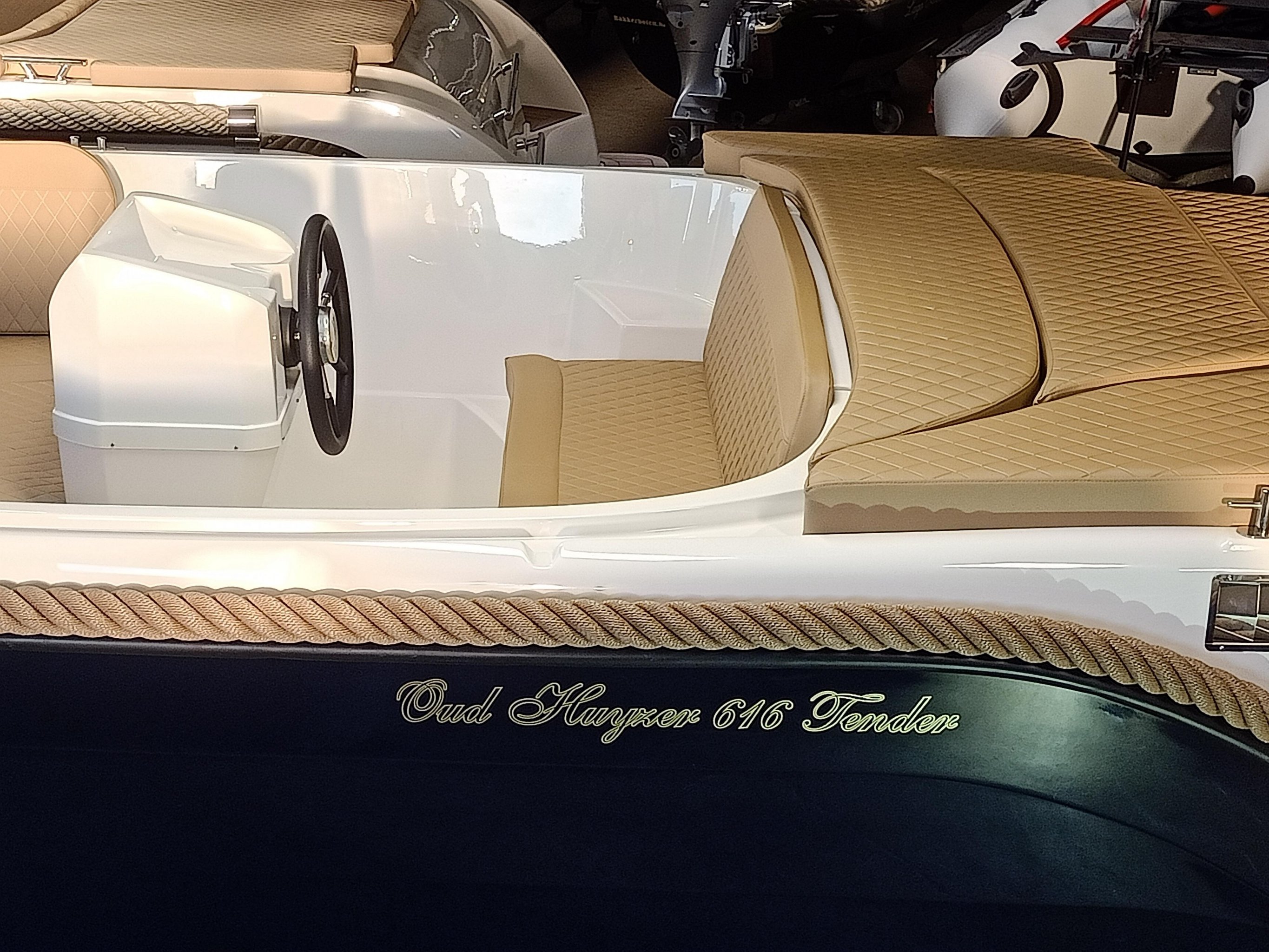 Oud Huijzer 616 Tender