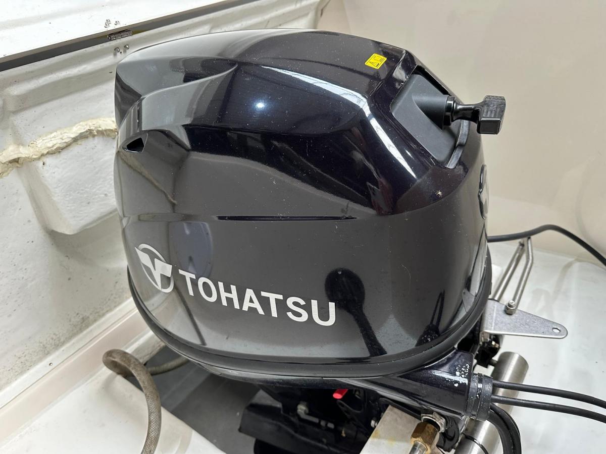 Lago Amore 595 Tender