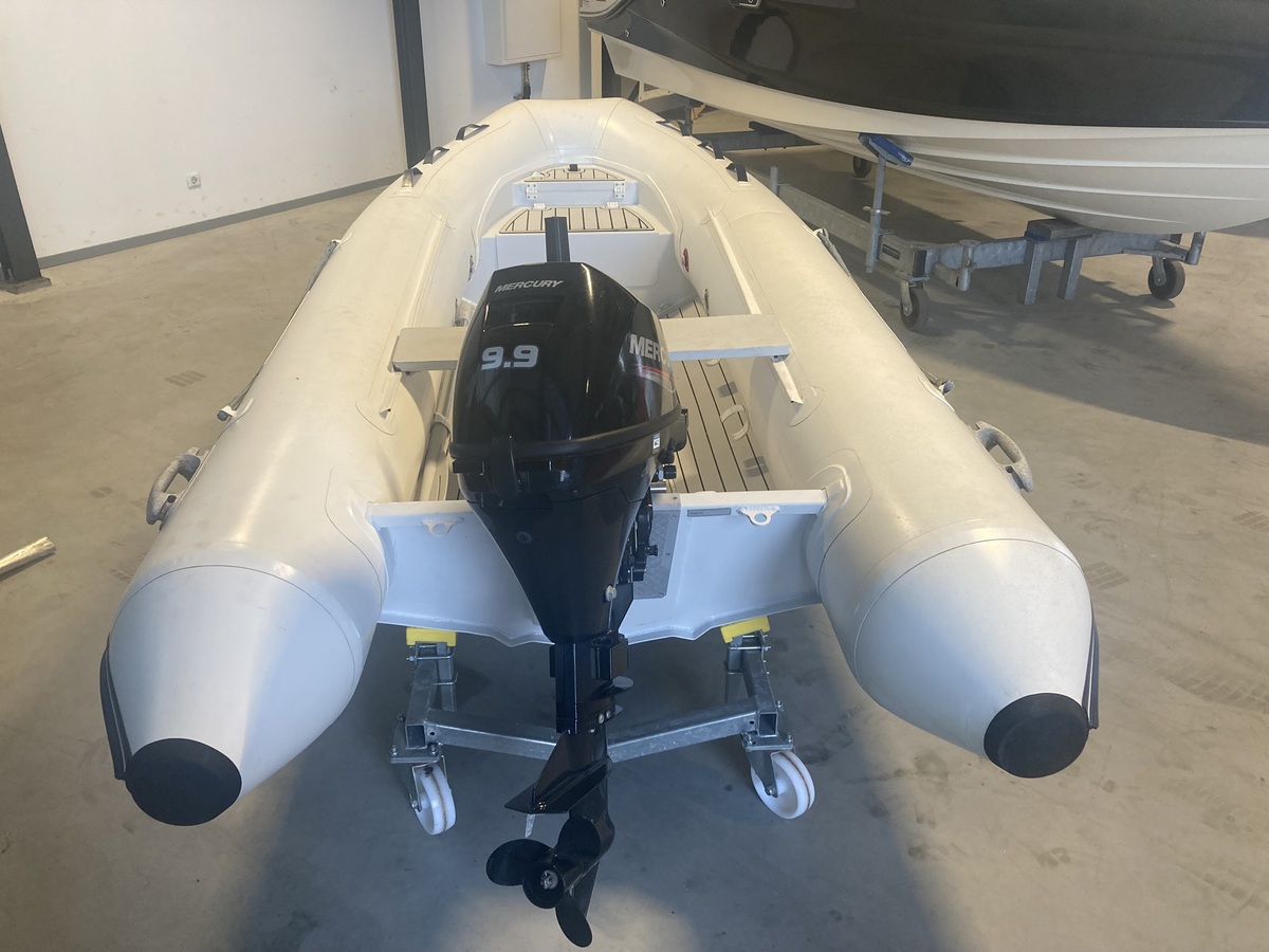 Quicksilver 350 Aluminium Hypalon