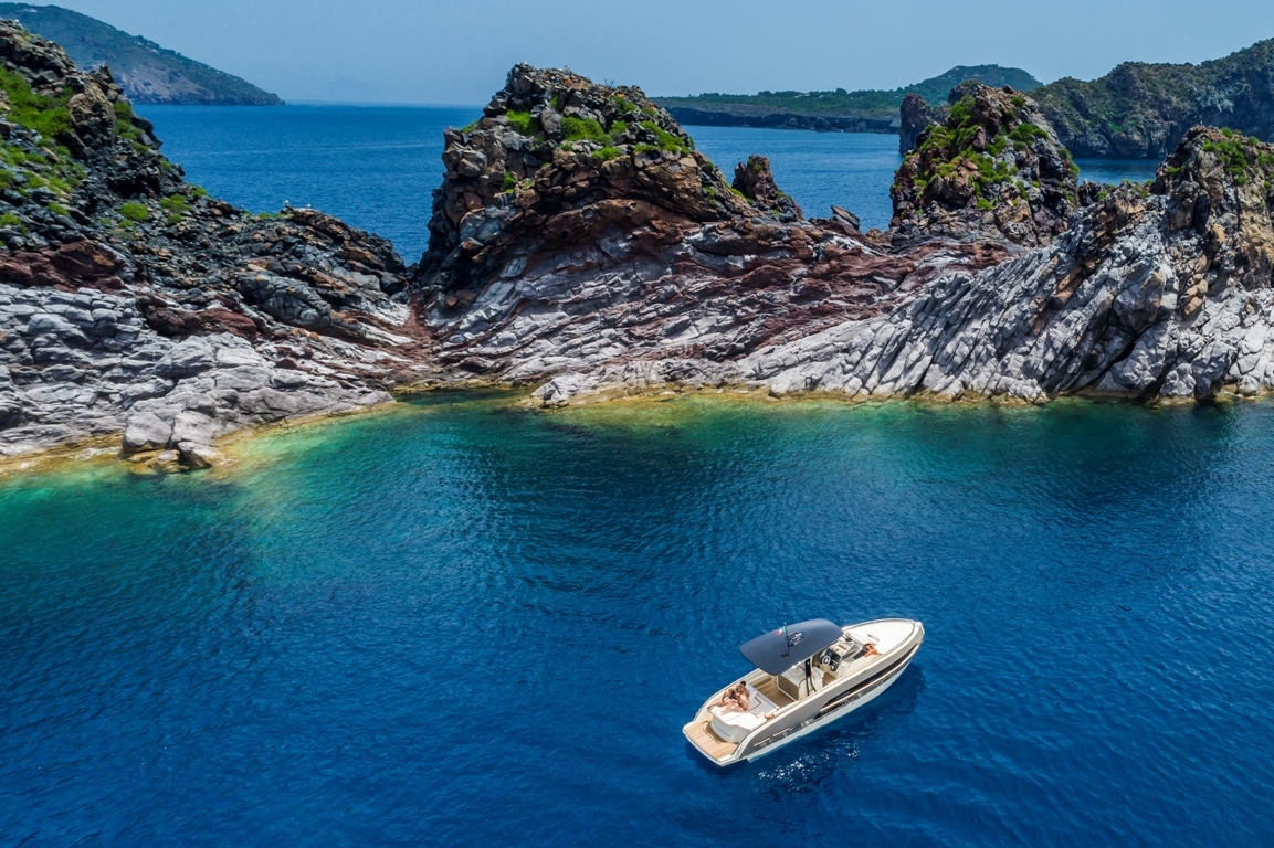 Invictus yachts Invictus 320 gt