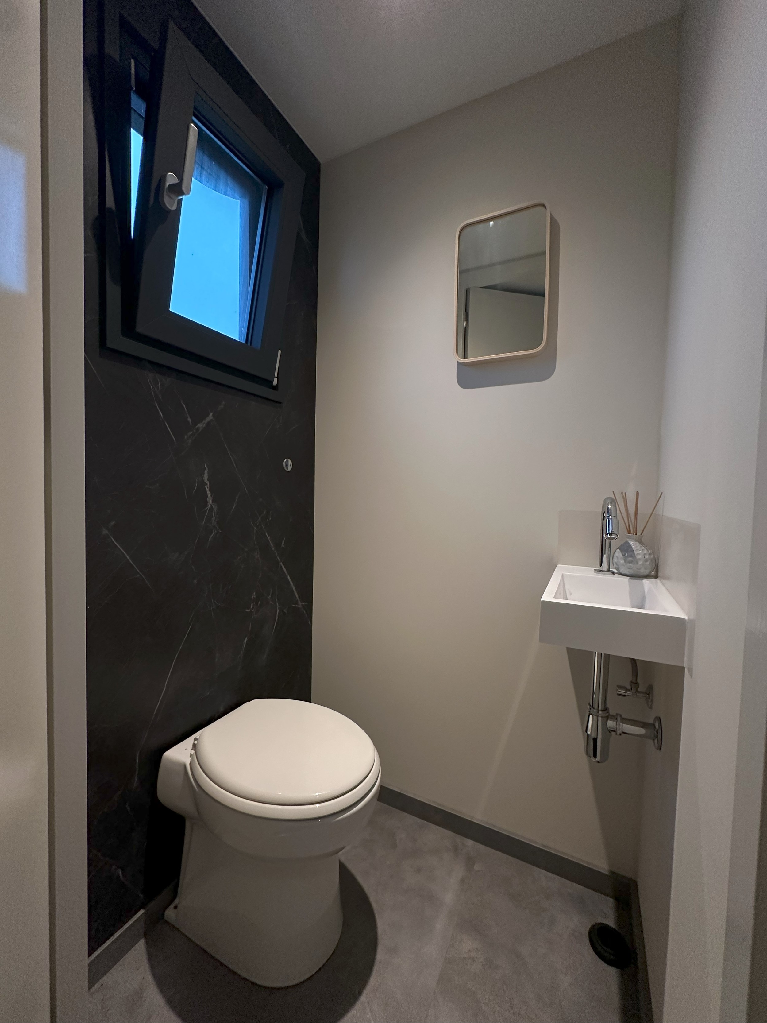 Senso 45 Maritieme Houseboat