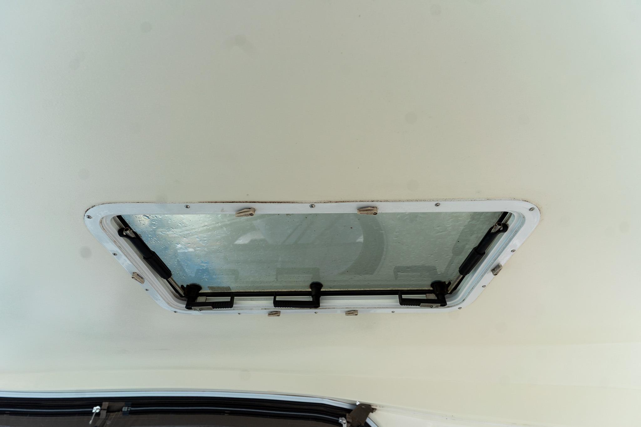 Cruisers Yachts 415 Express Motoryacht