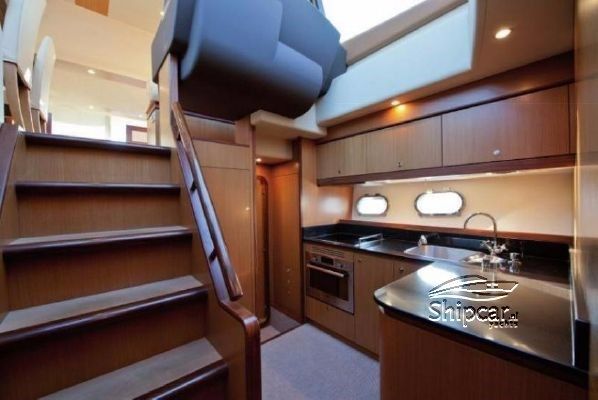 Ferretti 690 Altura hoofdfoto