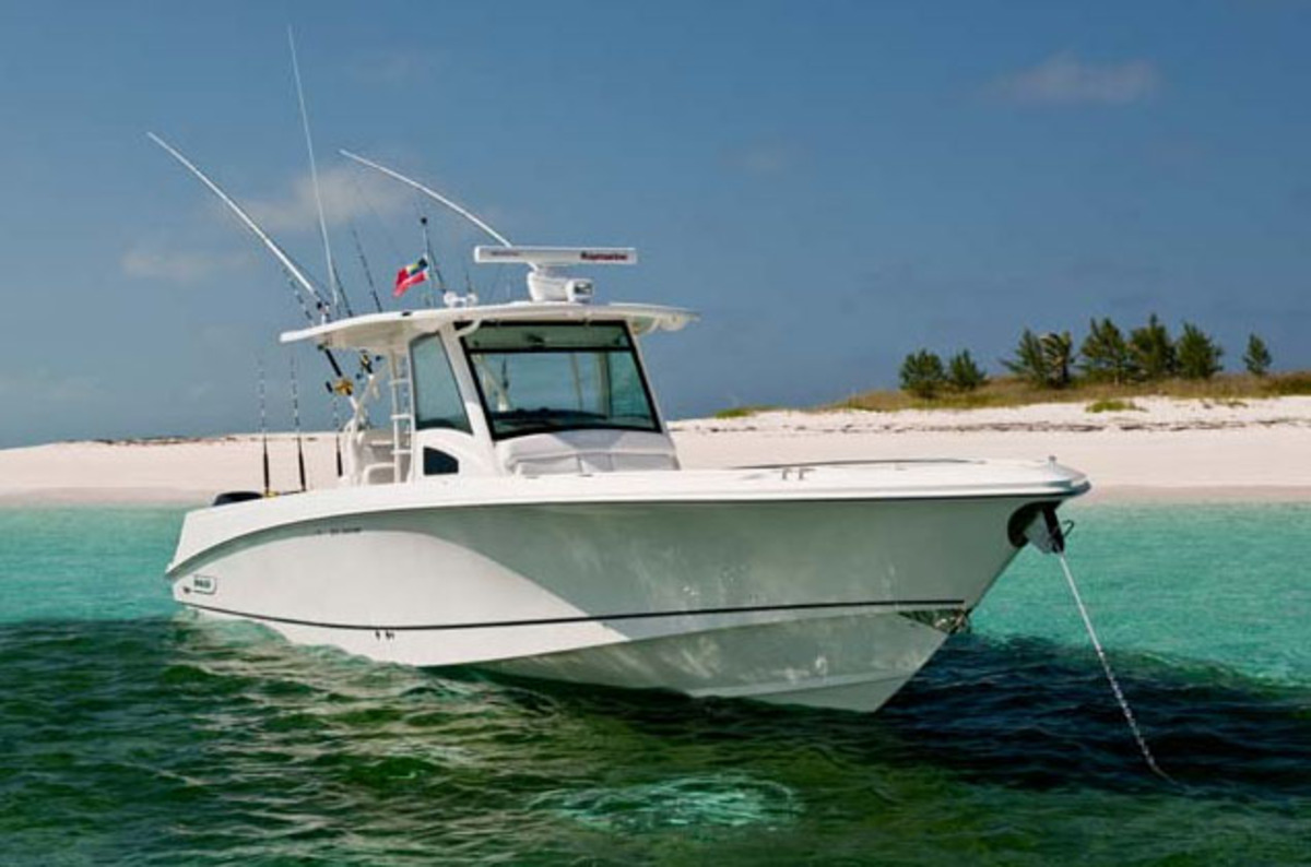 Boston Whaler 380 Outrage